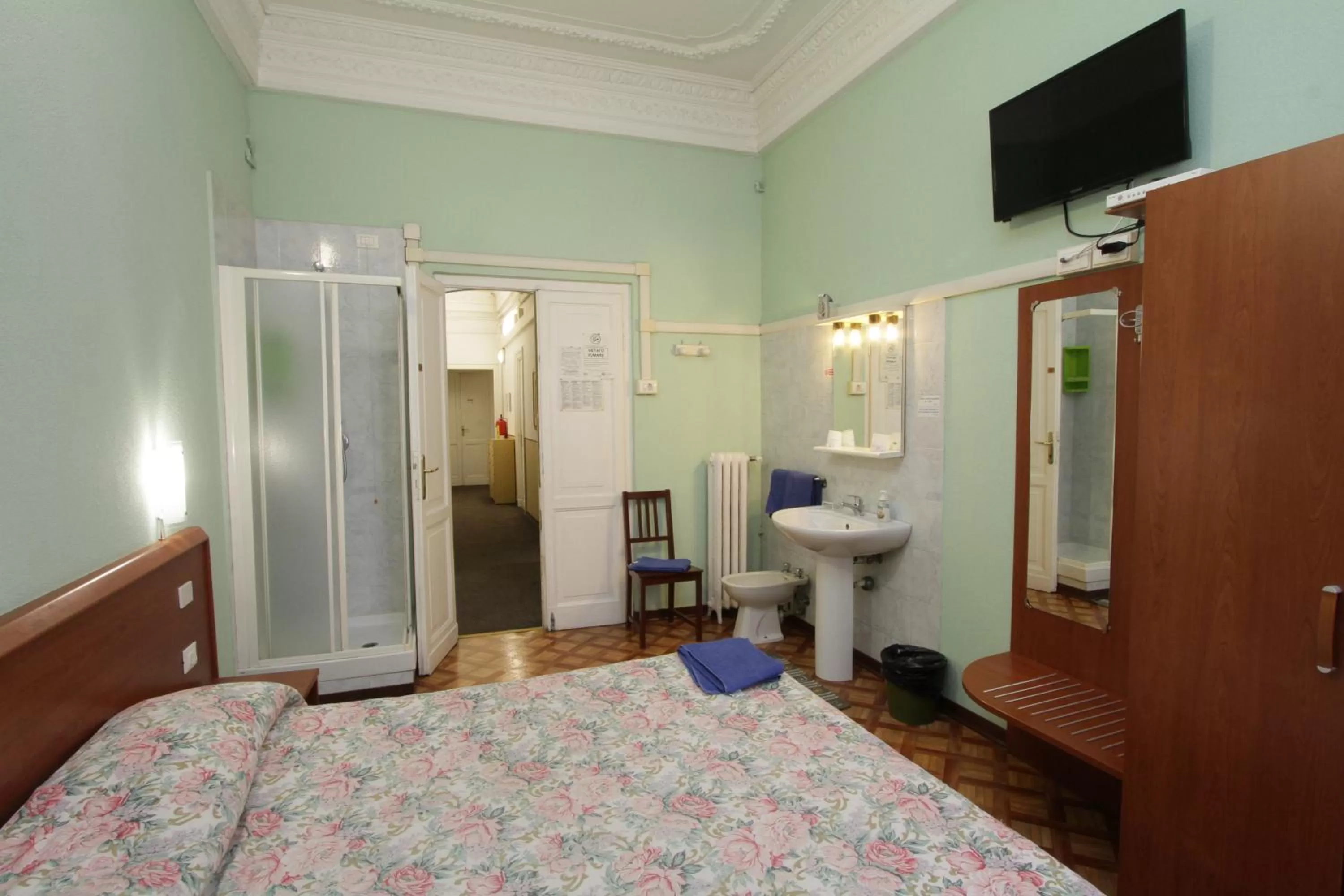 Photo of the whole room, Bed in Hotel Barone