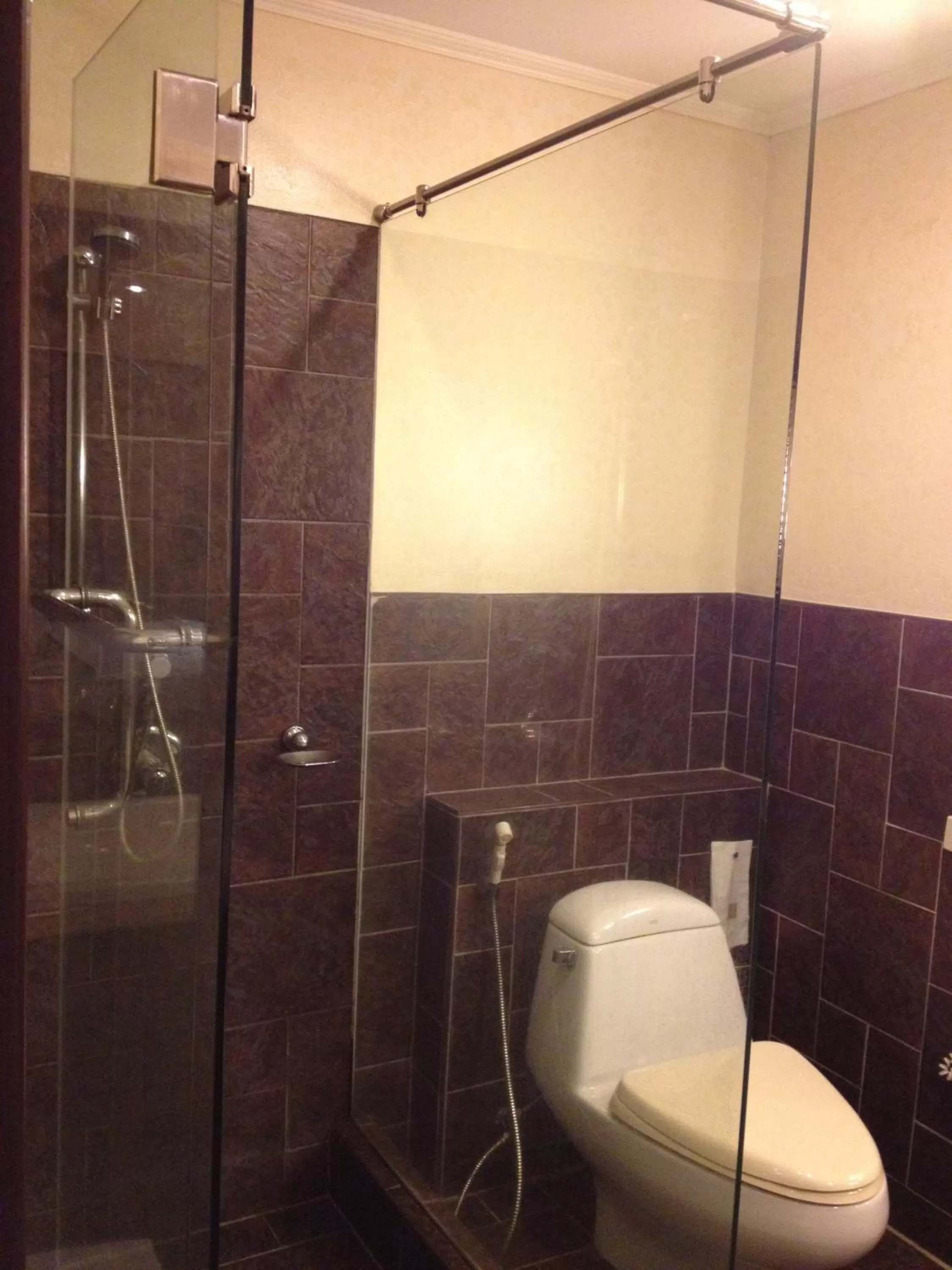 Shower in Mukdara Beach Villa & Spa Resort