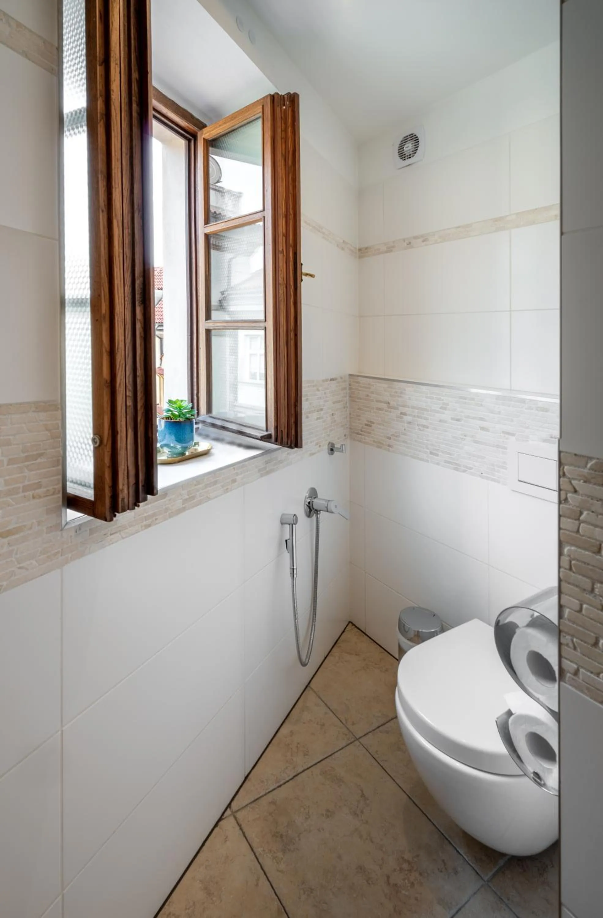 Bathroom in Aurus by Adrez