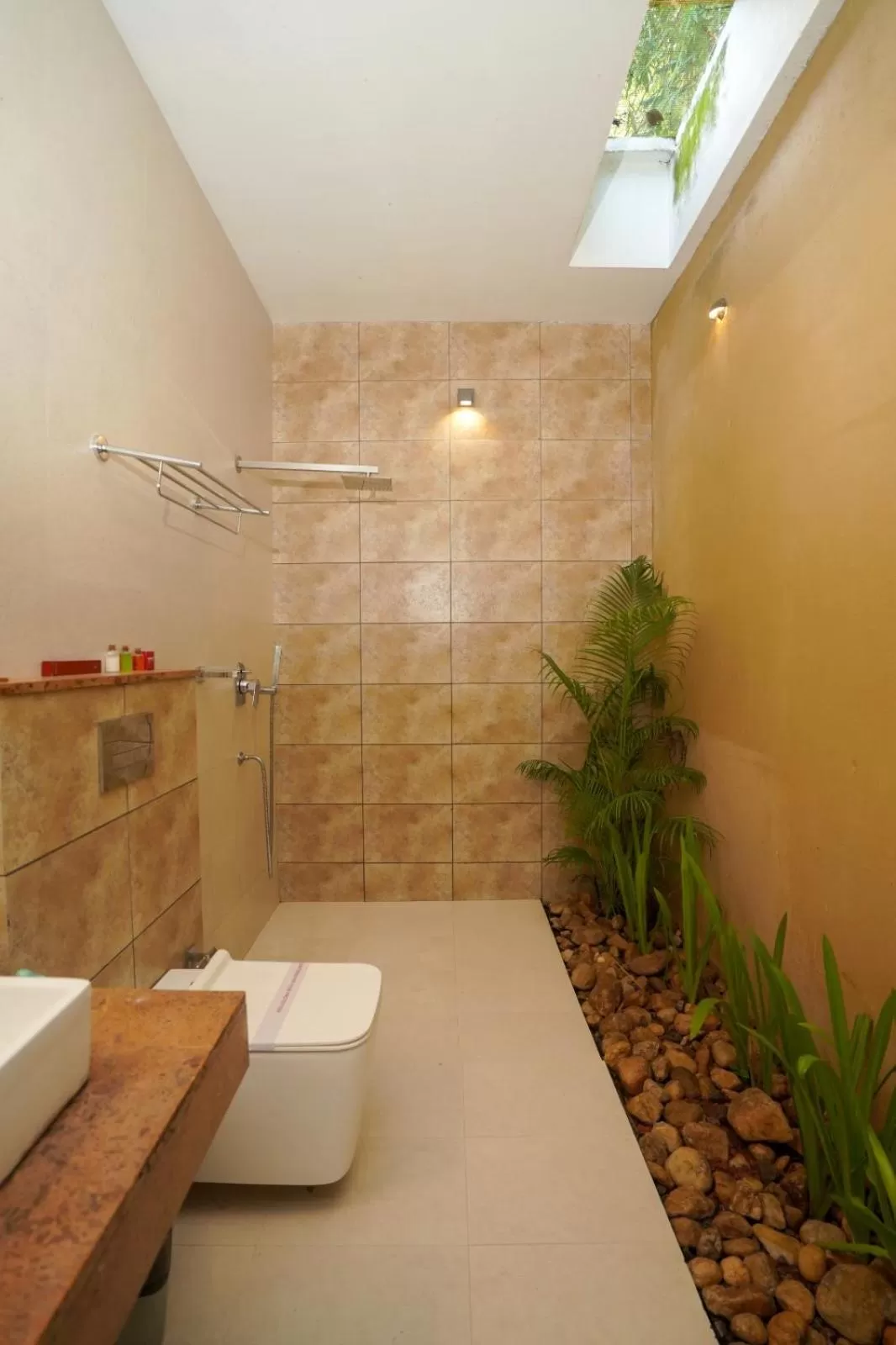 Bathroom in Le Candles Resort