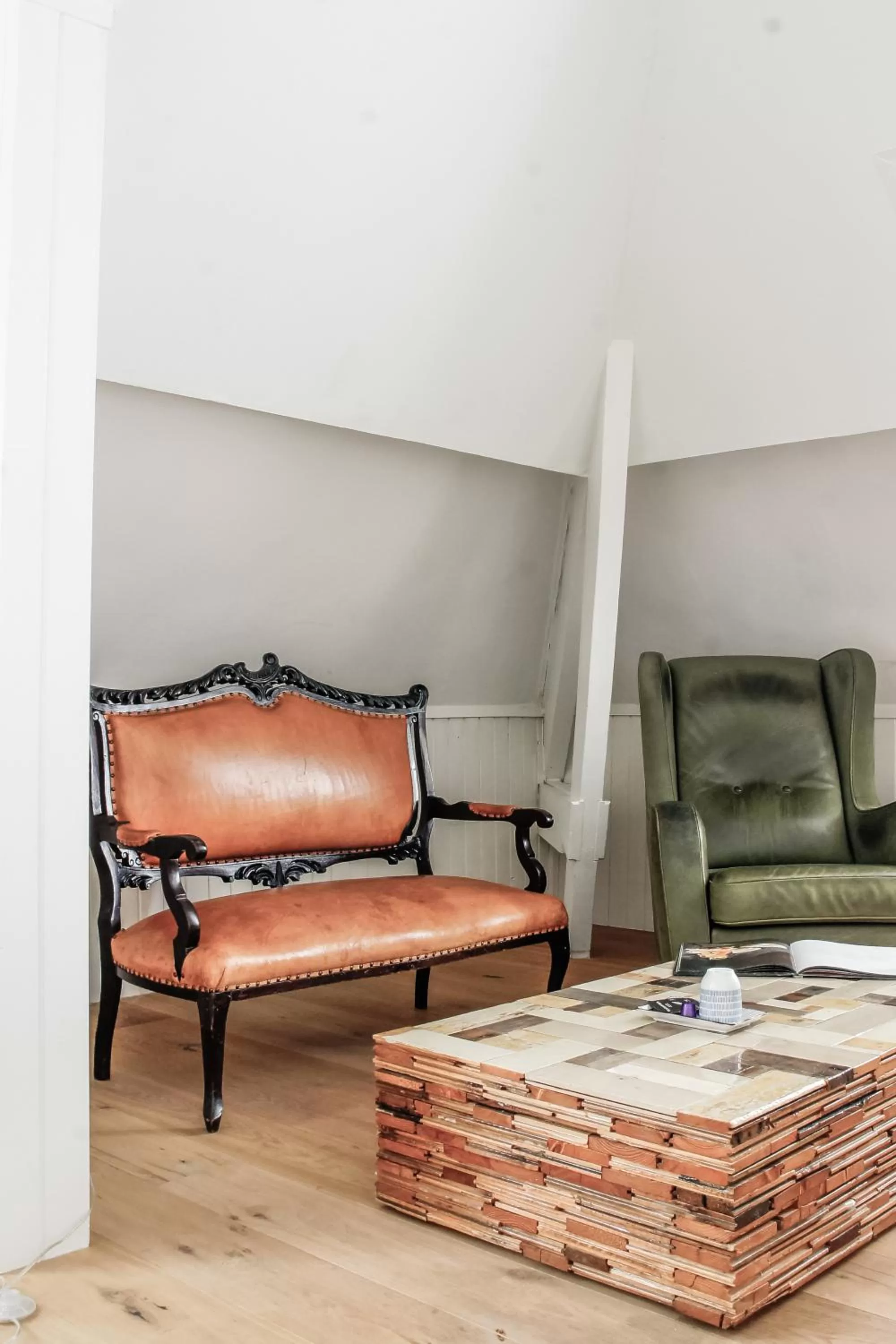 Seating area in de Lochemse Berg