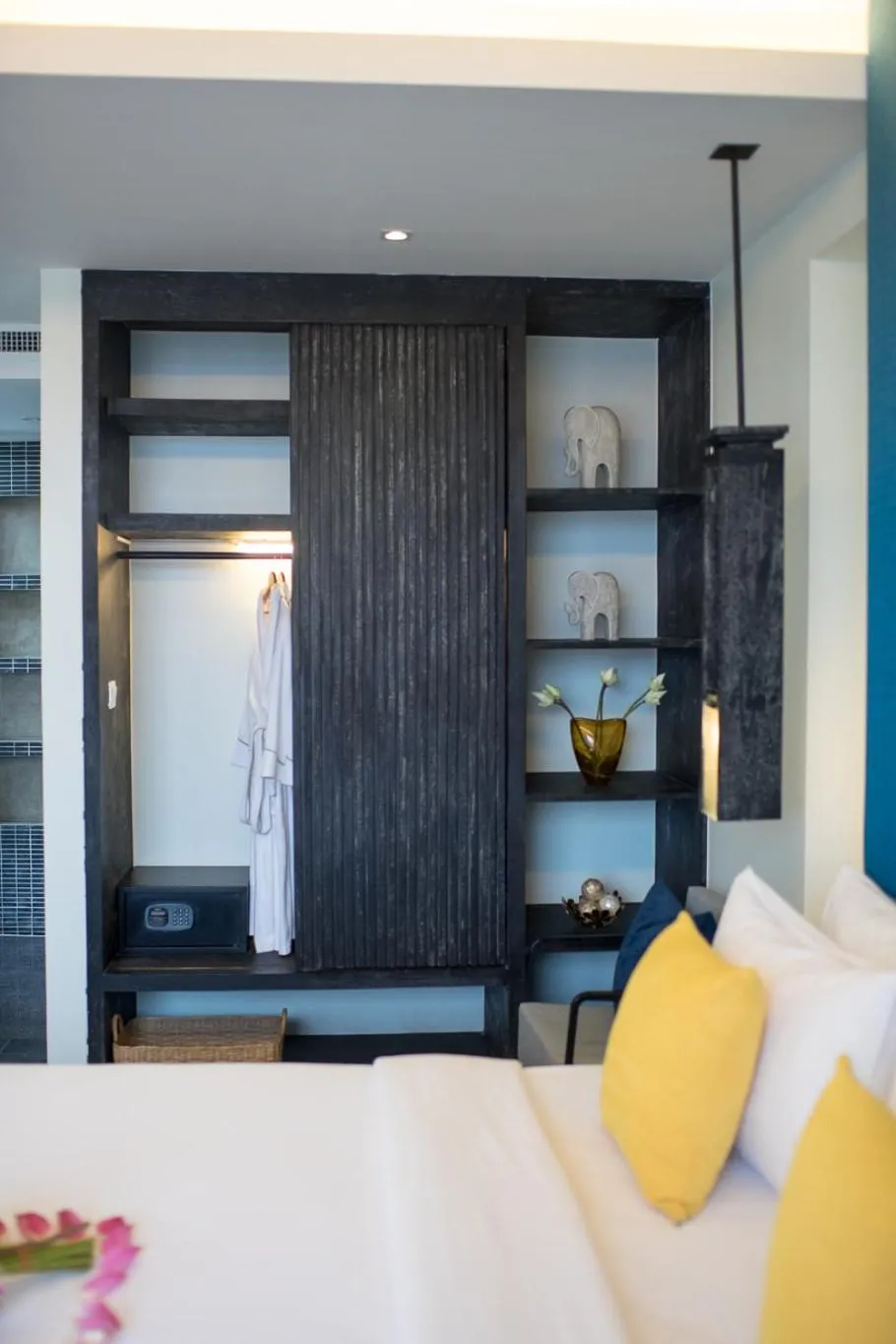 Decorative detail, Bed in Monthara Angkor Residence