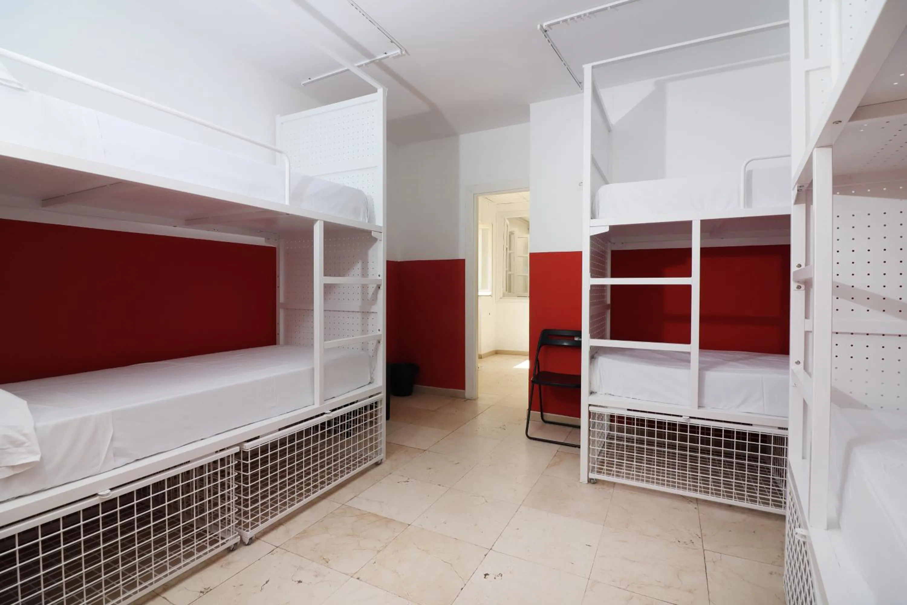 Bed in Feel Hostels City Center