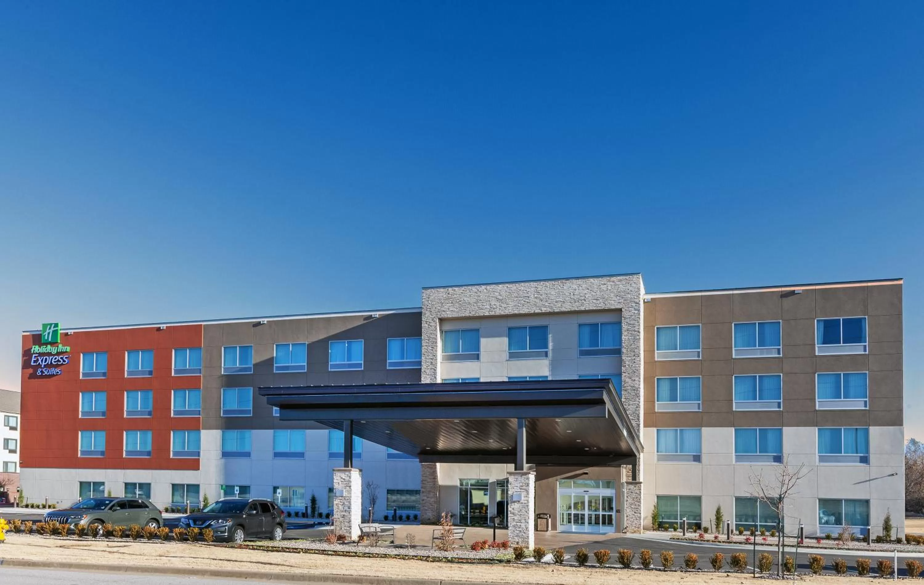 Property building in Holiday Inn Express & Suites - Tulsa Northeast - Owasso by IHG
