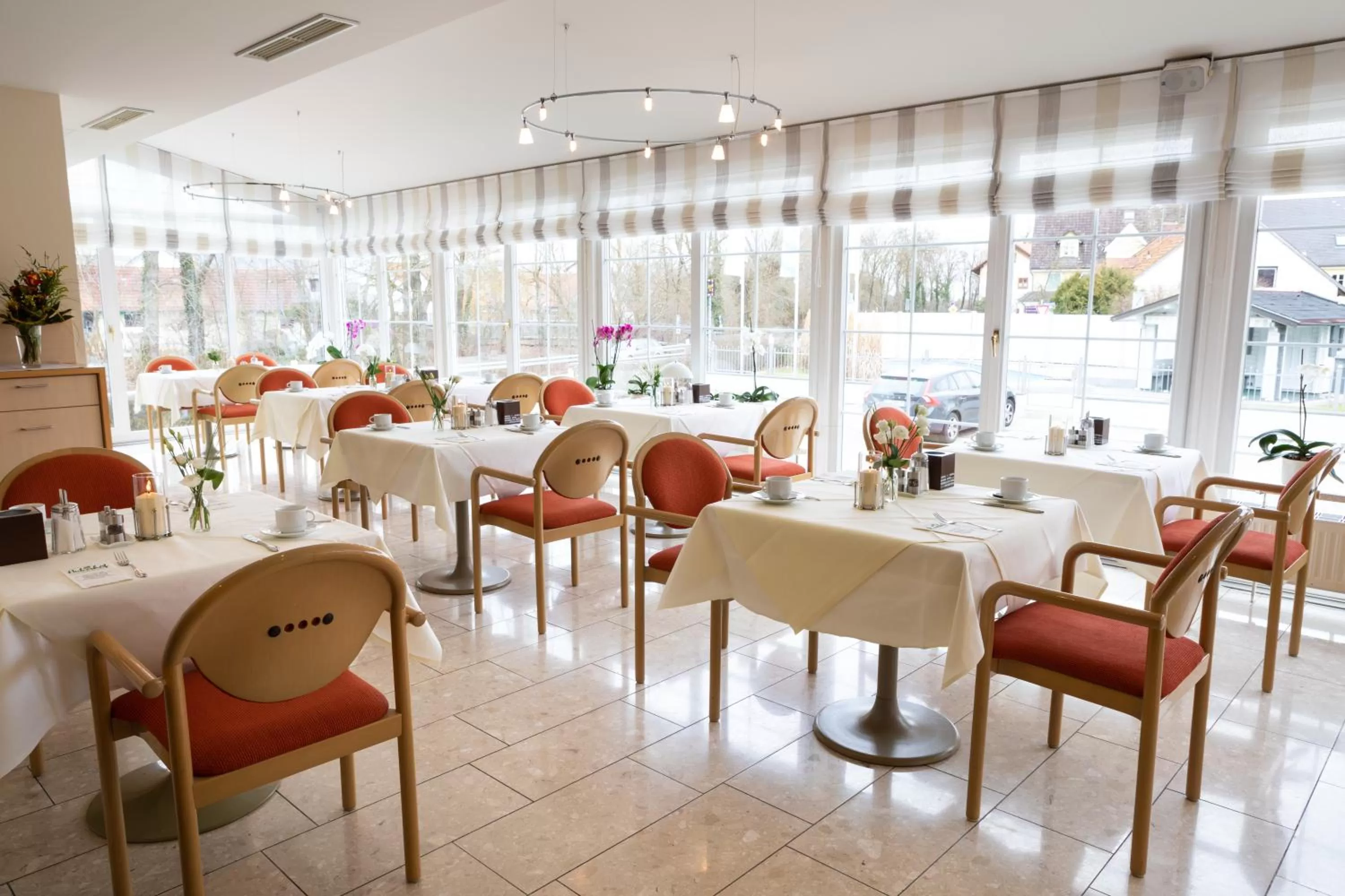 Restaurant/places to eat in Landhotel Restaurant Huberhof Allershausen