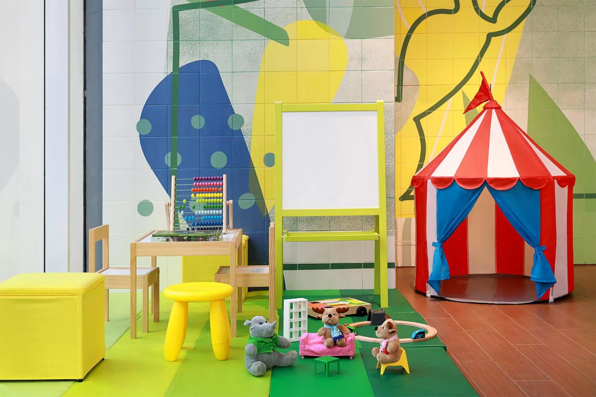 Kids's club in ibis Styles Jakarta Simatupang