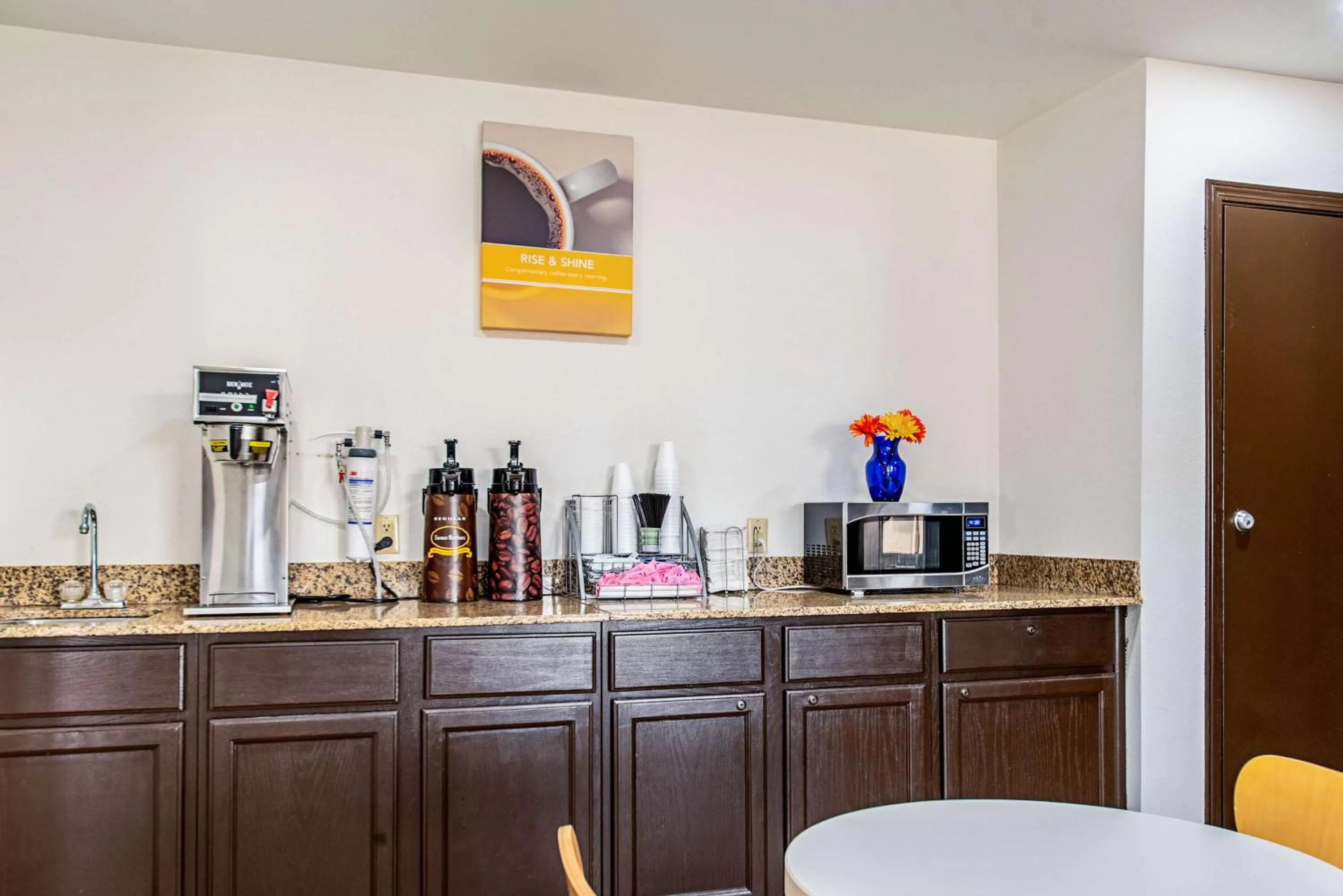 Coffee/tea facilities in Motel 6-Lebanon, IN