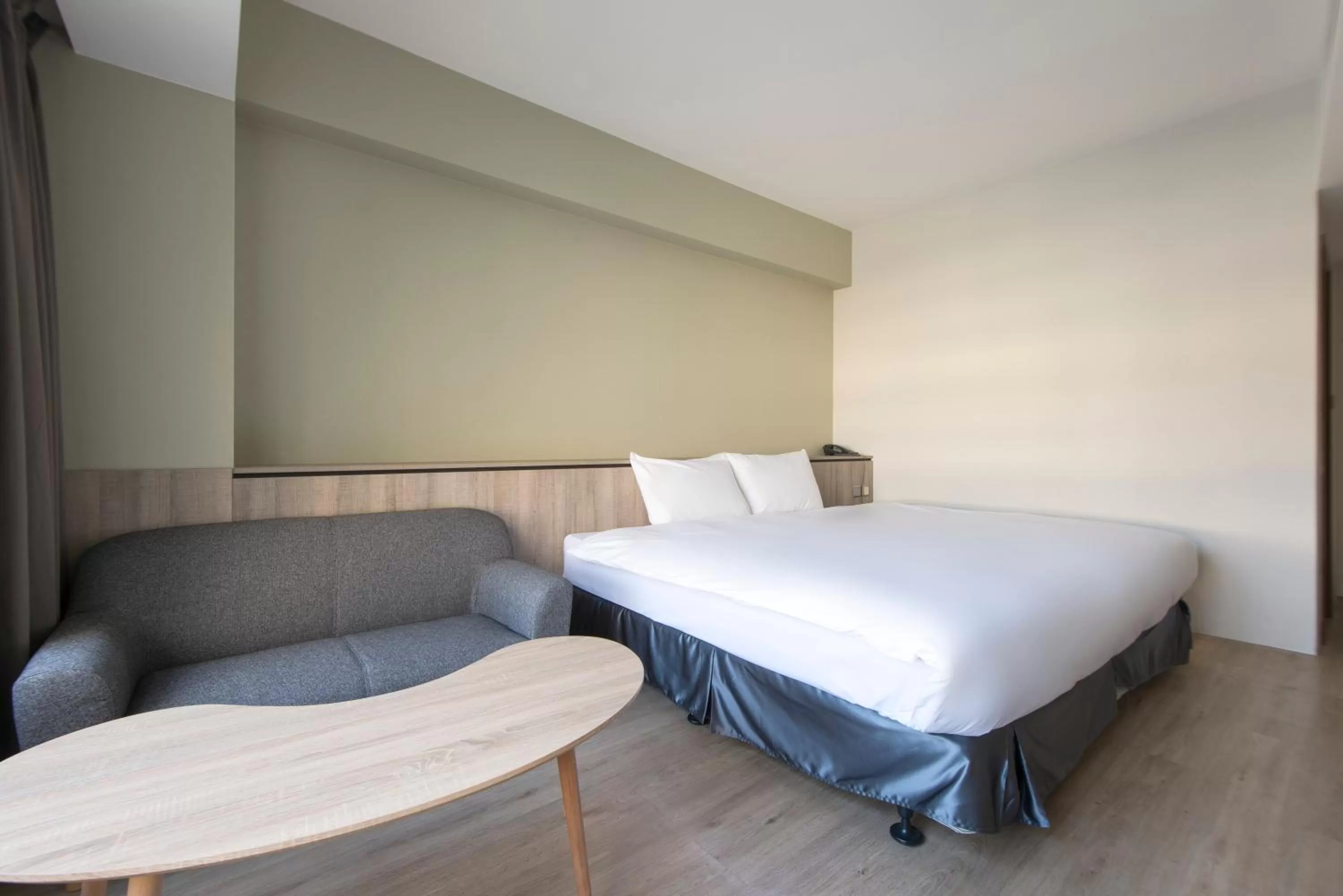 Bed in Sparrow Hotel