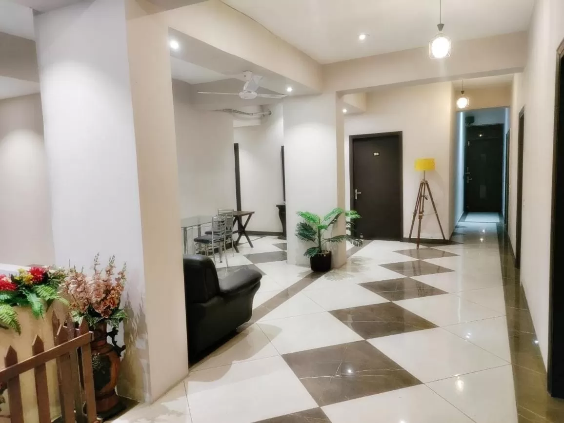 Lobby or reception in Hotel Luxuria