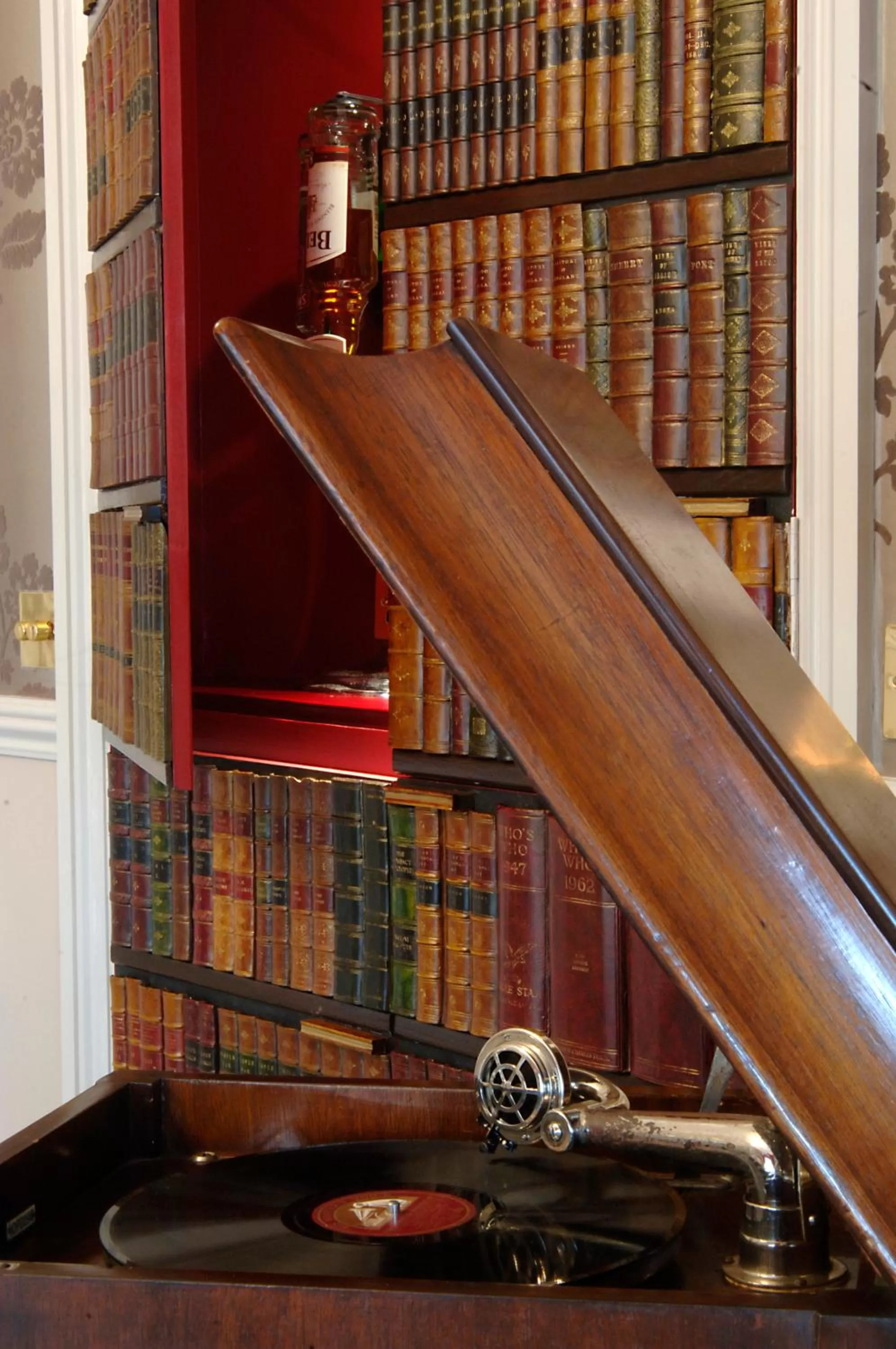 Living room in The Swan Hotel, Wells, Somerset - The Coaching Inn Group