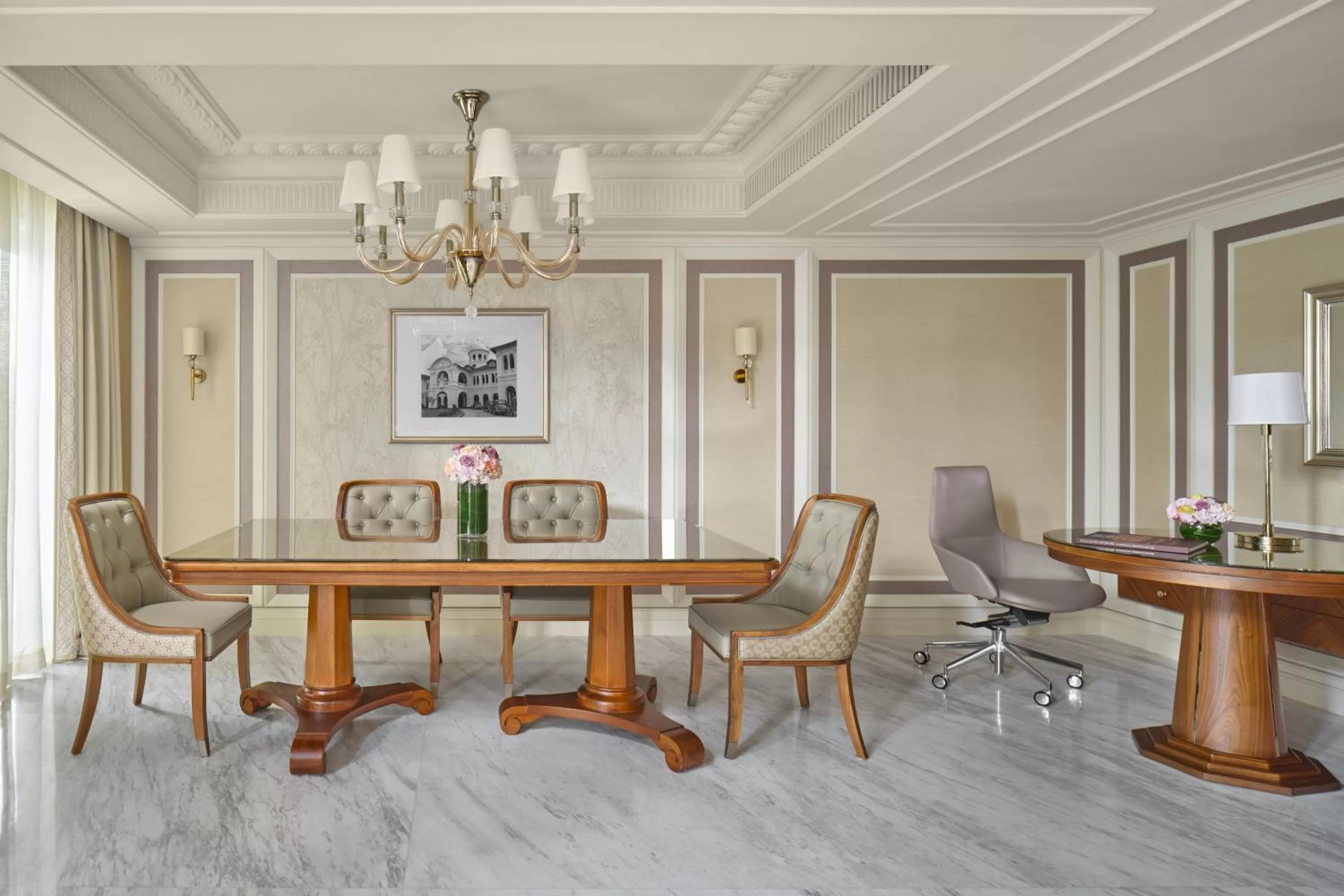 Living room in The Fullerton Hotel Singapore