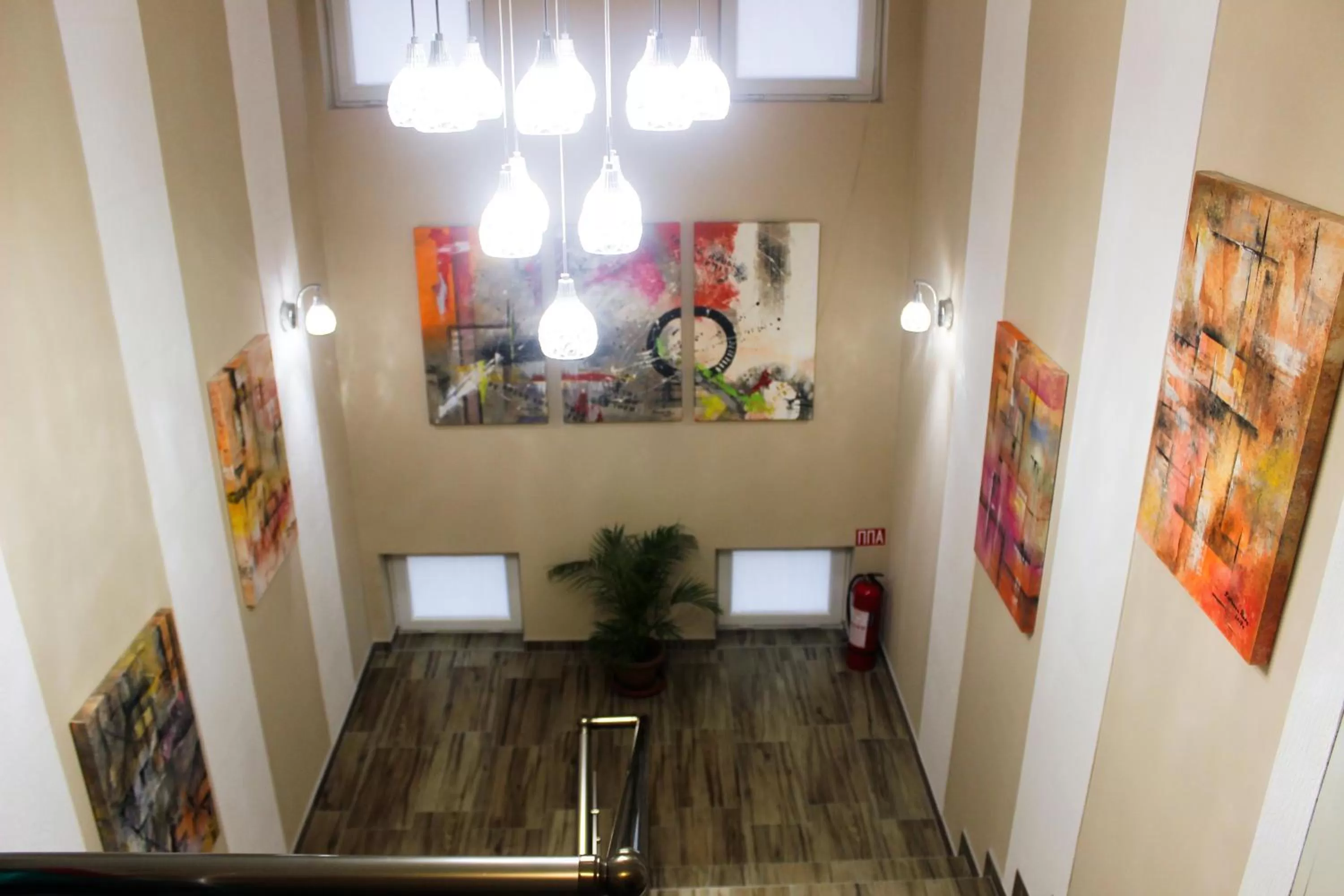 Dining Area in Boulevard Apartments