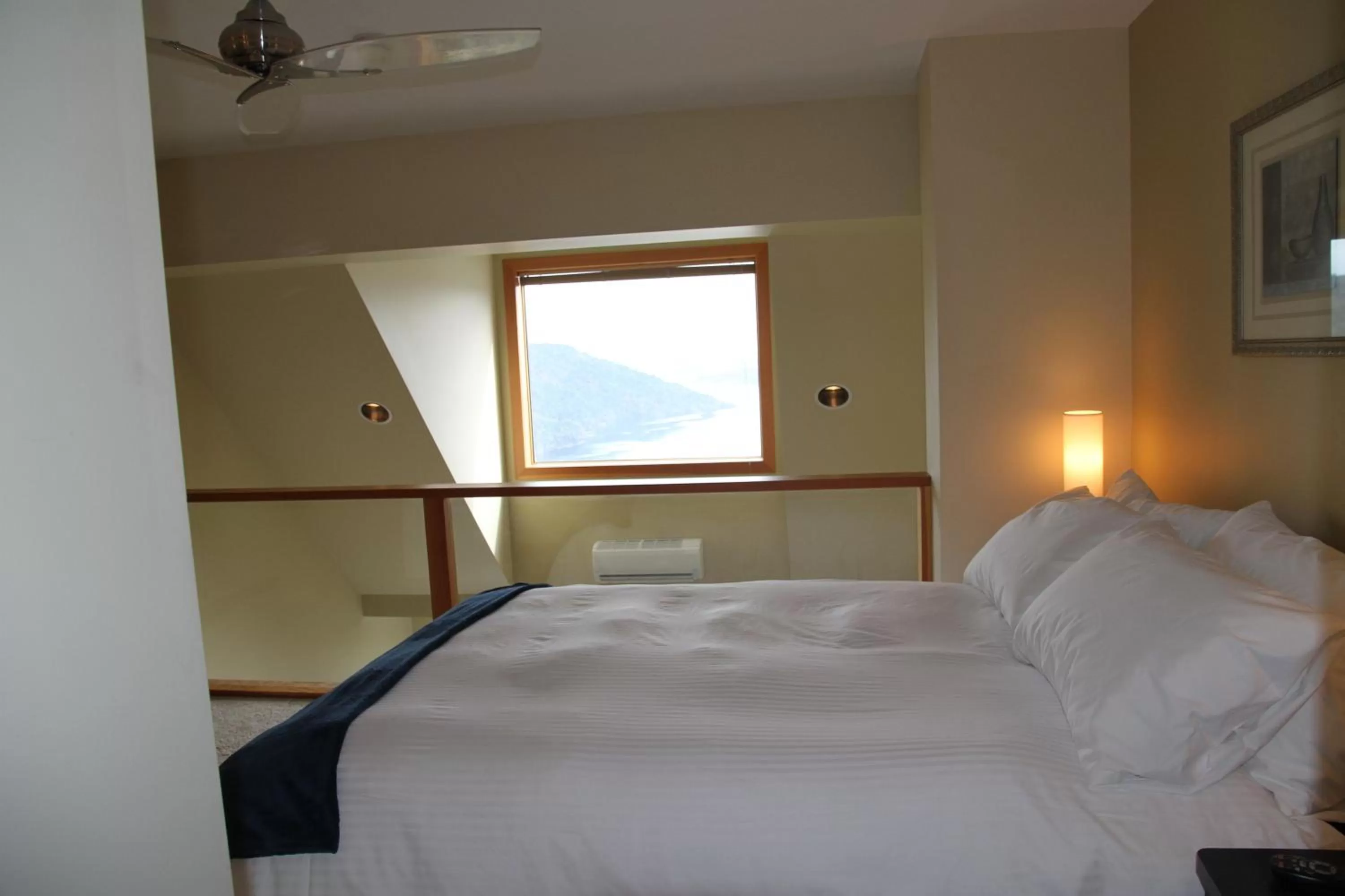 Bed in Moon Water Lodge