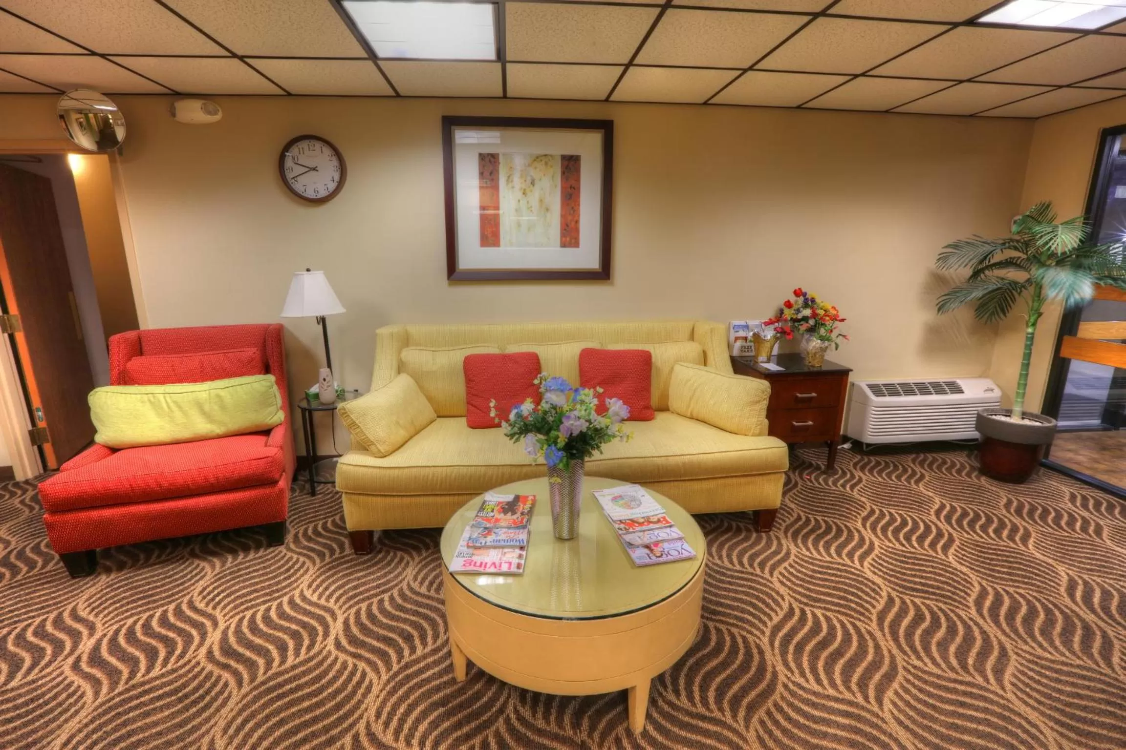 Lobby or reception in Dexter Inn