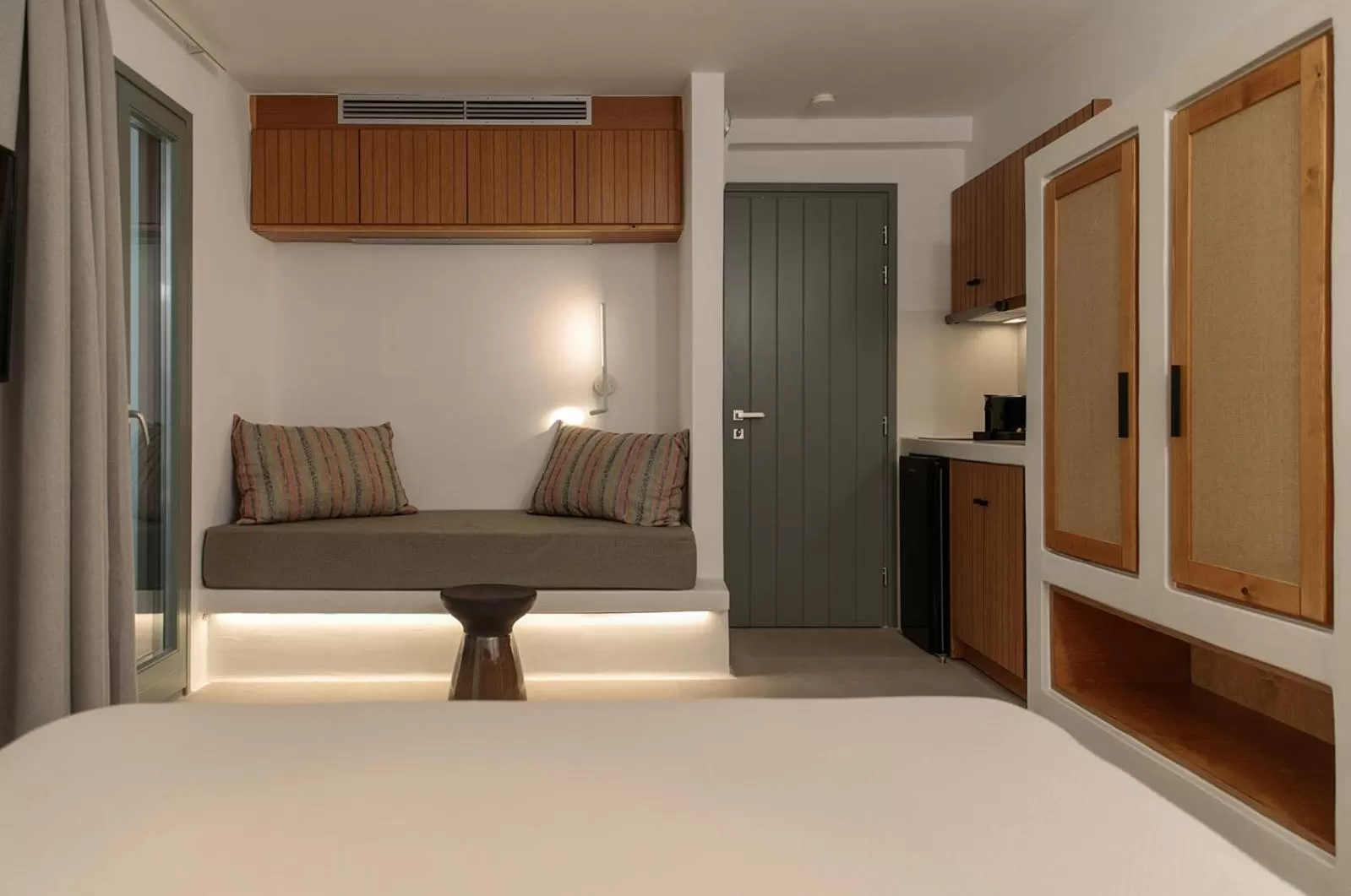 Photo of the whole room, Bed in "Makava Suites" Your Luxe Urban Sanctuary