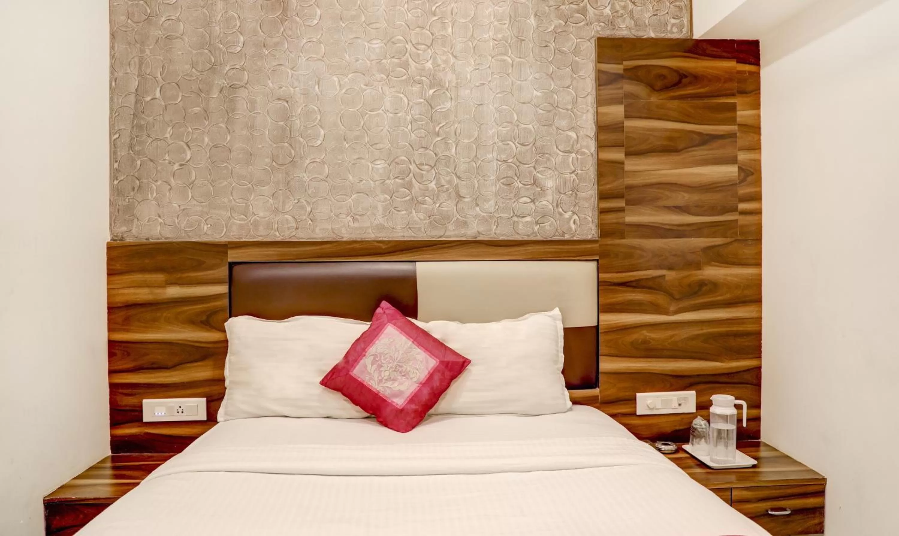 Bedroom in Hotel Plaza Executive - near BKC