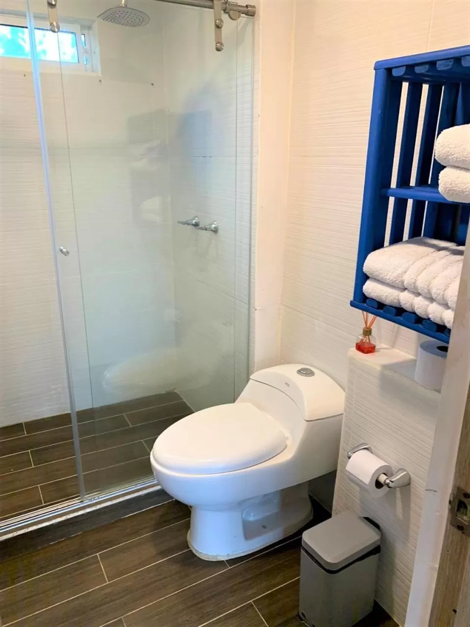 Bathroom in Be Happy Hotel