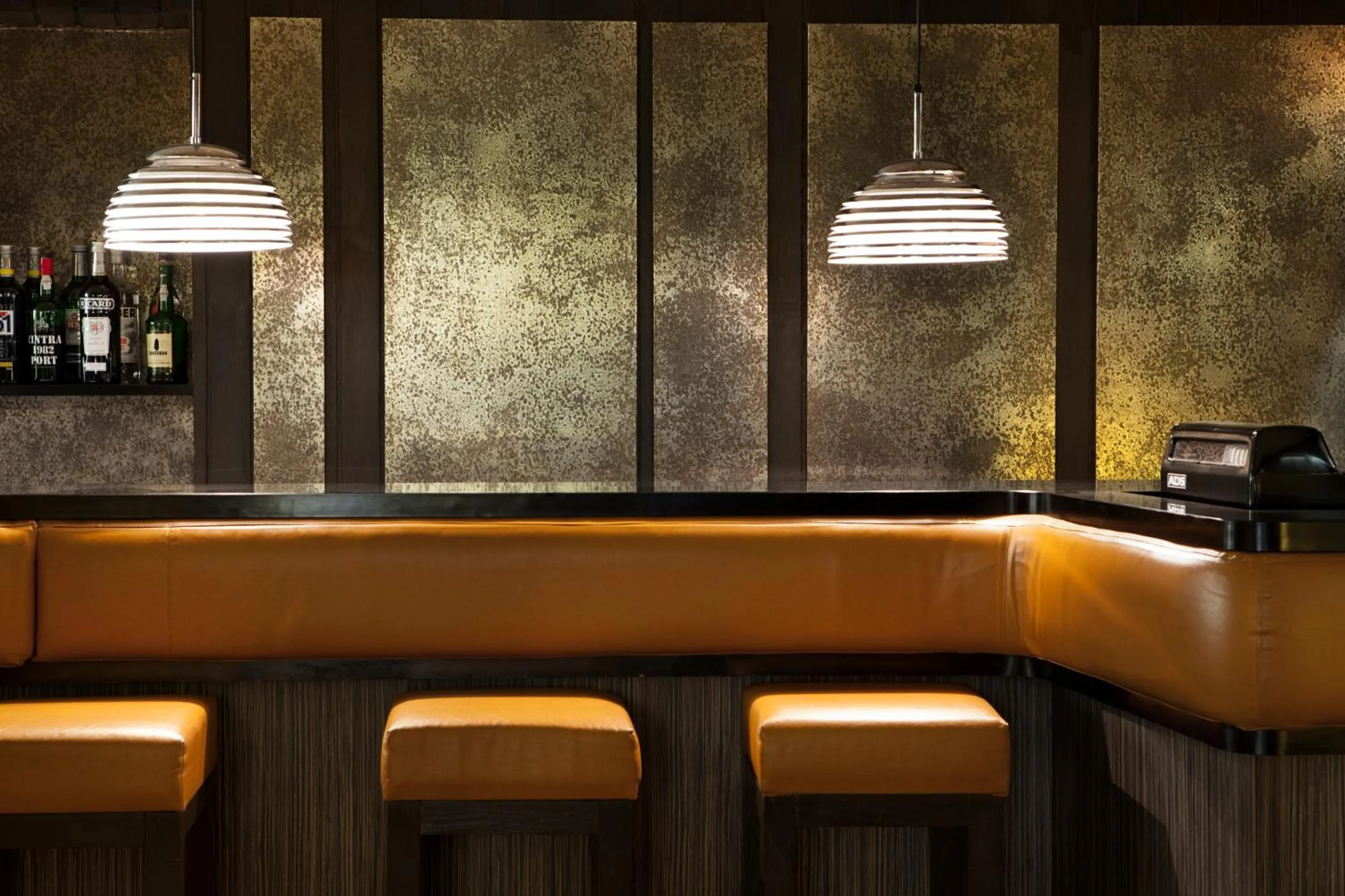 Lounge or bar in Hostellerie Du Grand Saint Antoine