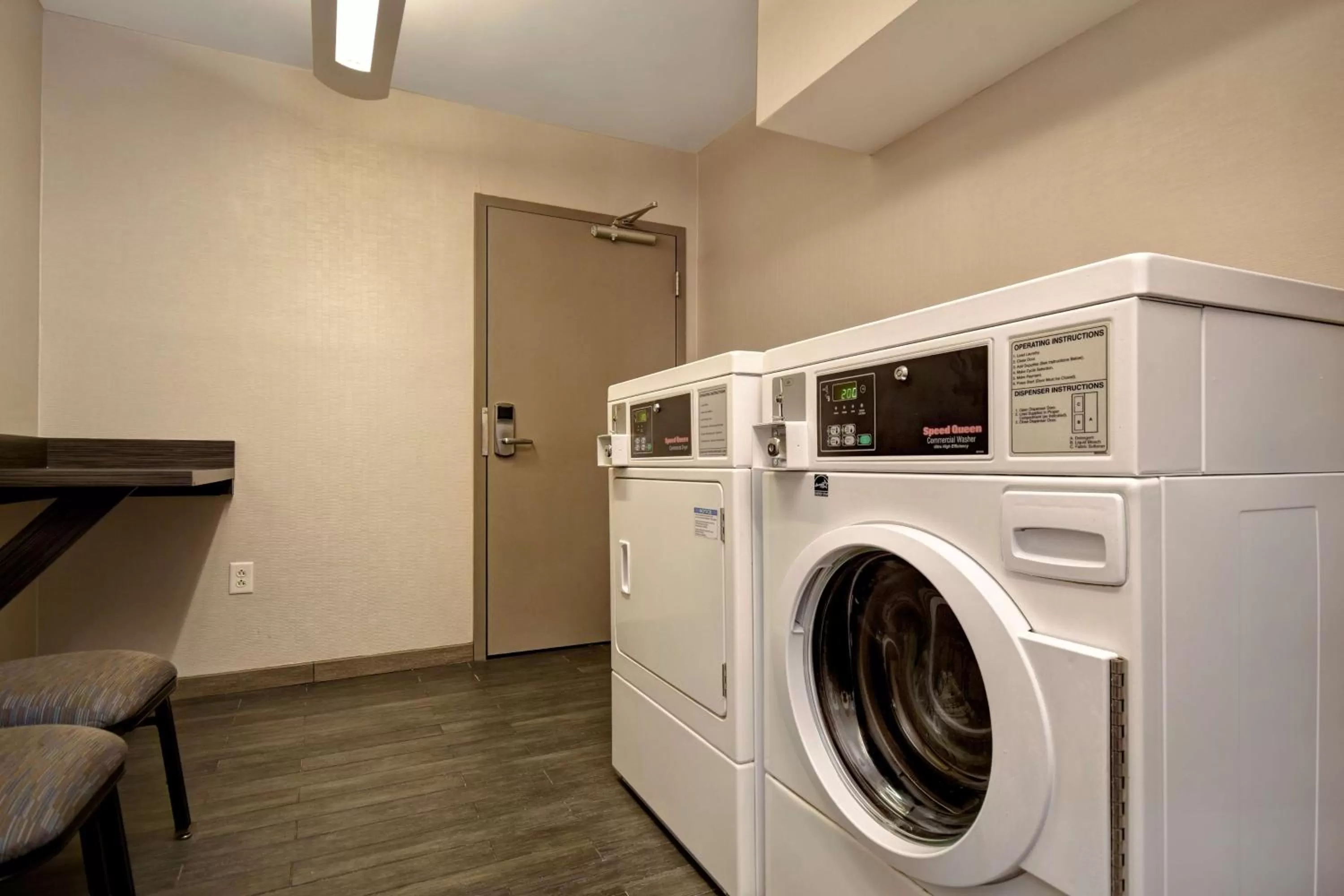 Property building in Hampton Inn & Suites Columbia South Fort Meade Area