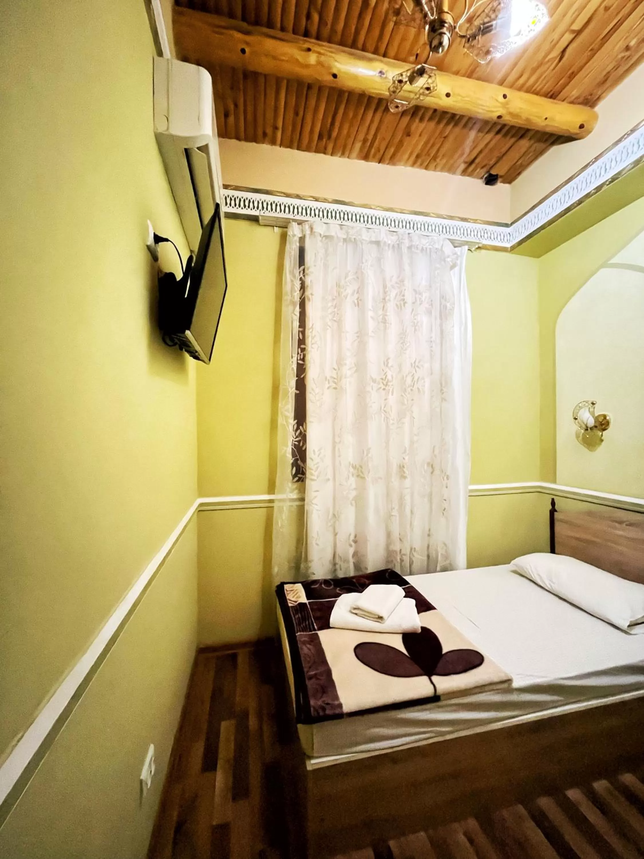 Bed in Hotel Nurafshon Boutique