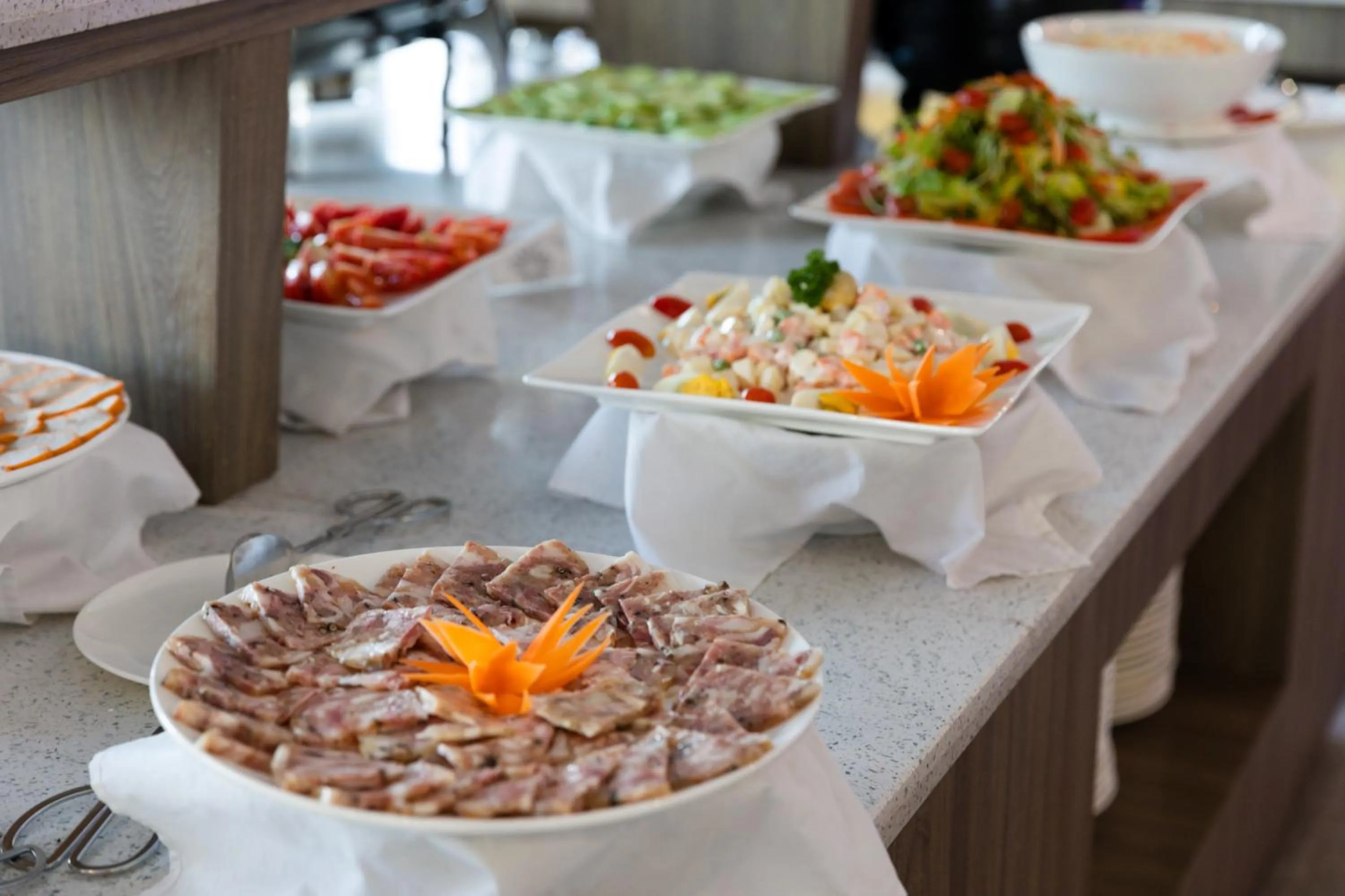 Food and drinks in Maple Leaf Hotel & Apartment