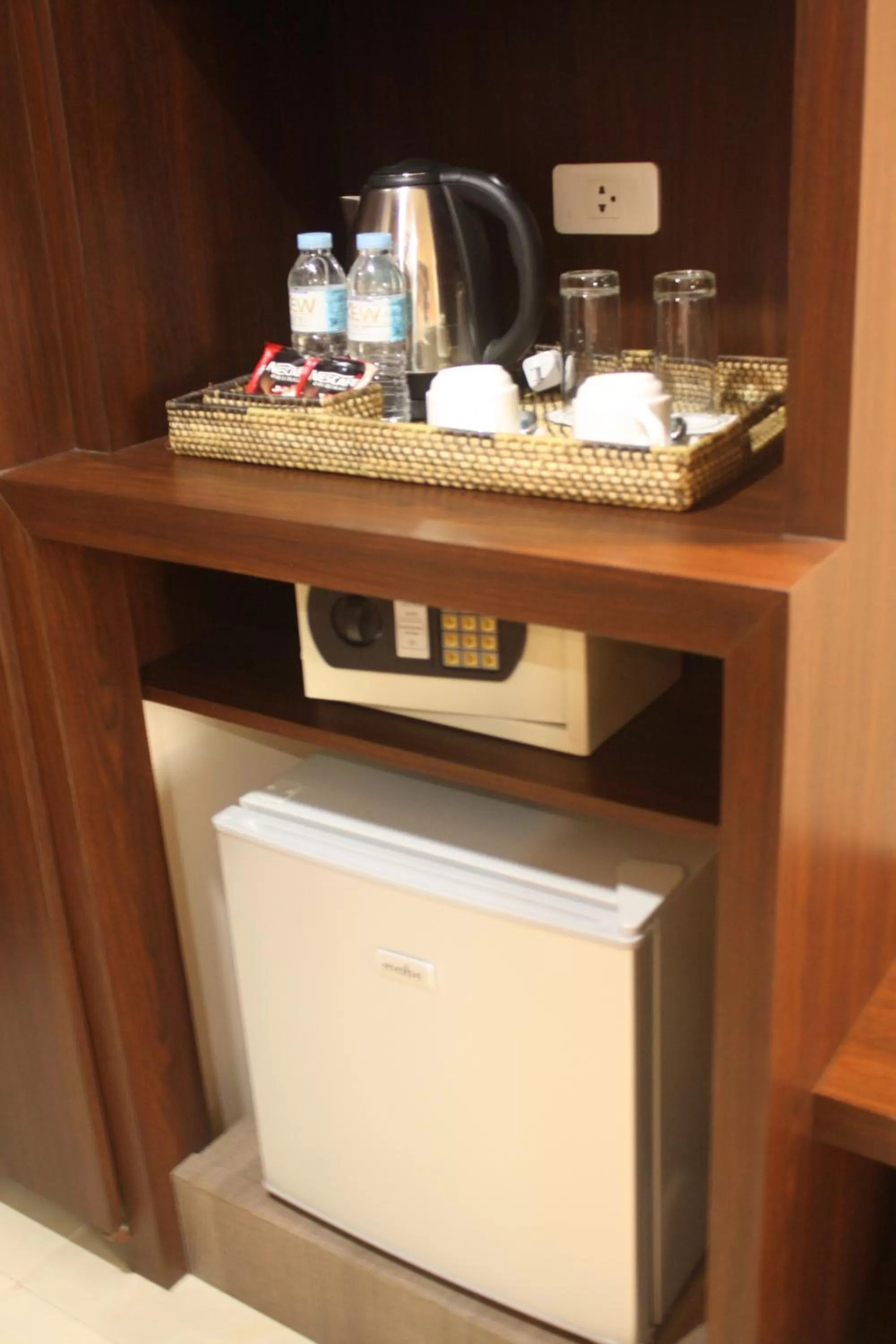 Kew Hotel Tagbilaran