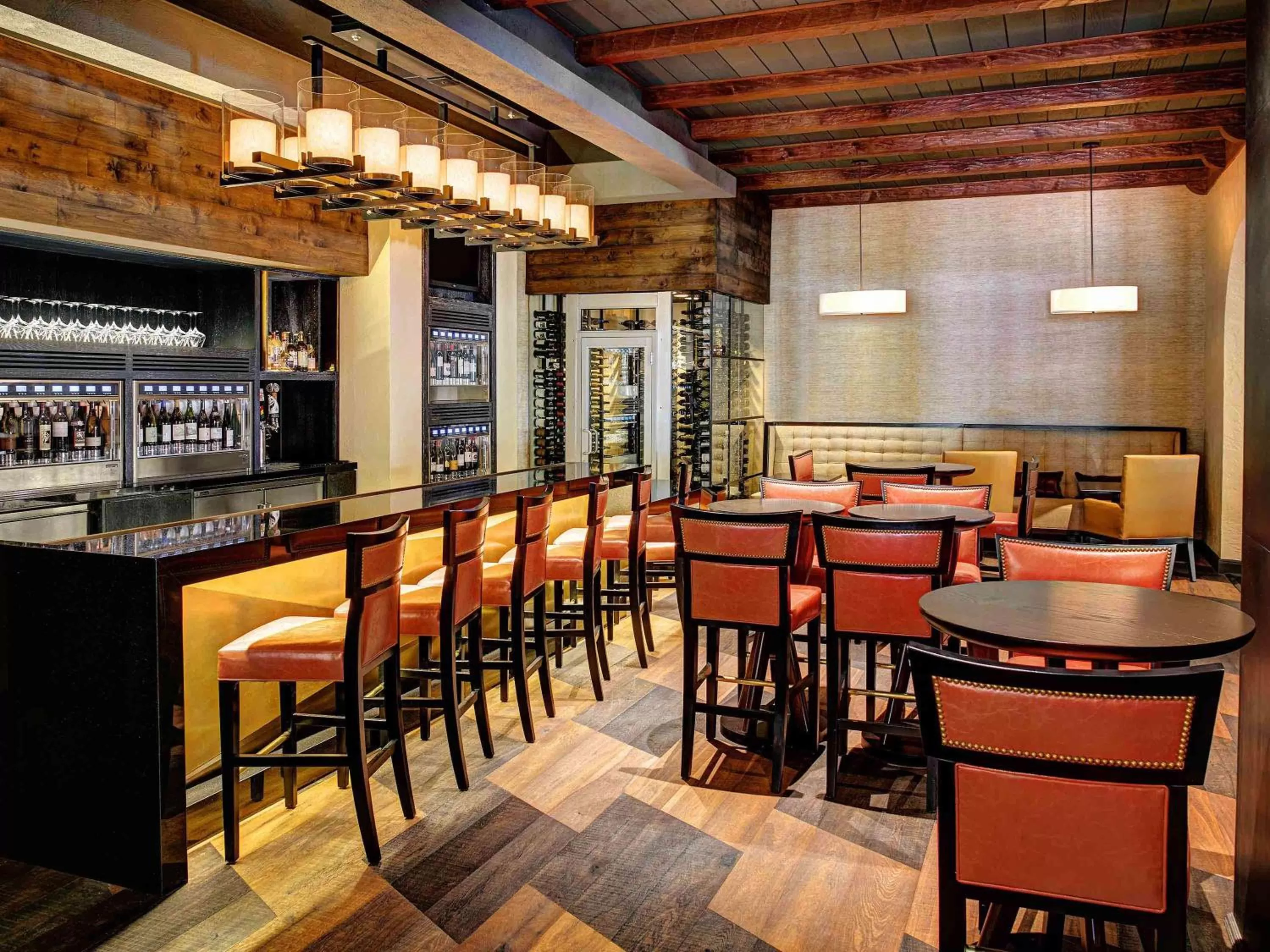 Lounge or bar in Fairmont Sonoma Mission Inn & Spa