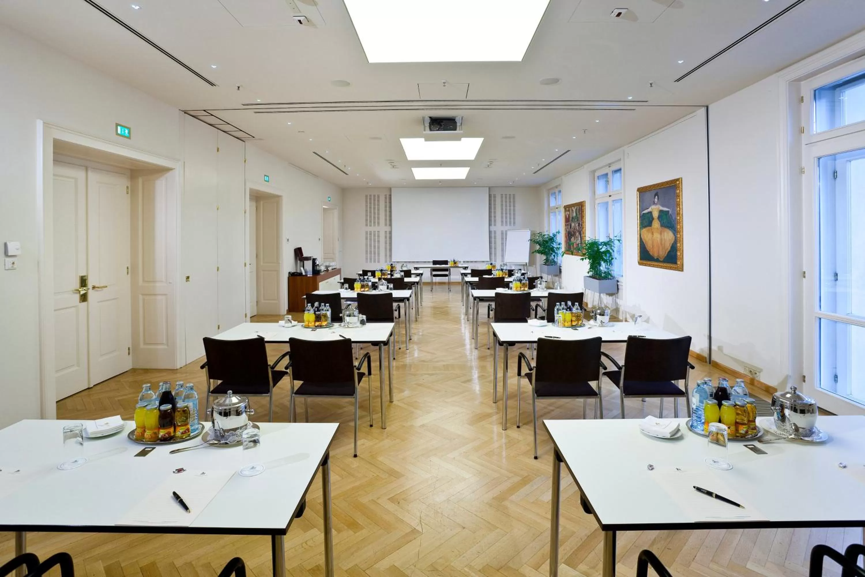 Meeting/conference room in Grand Hotel Wien