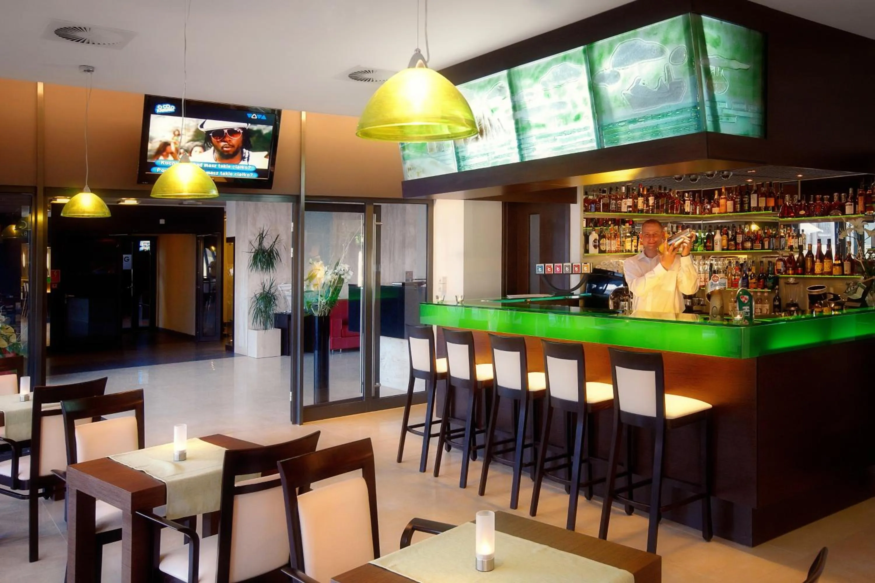 Lounge or bar in Hotton Hotel