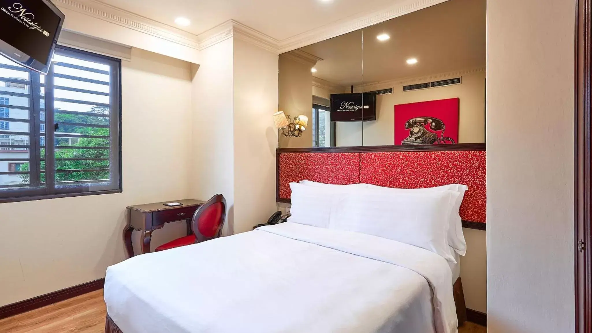 Deluxe Double Room in Nostalgia Hotel Deluxe Double Room in Nostalgia Hotel