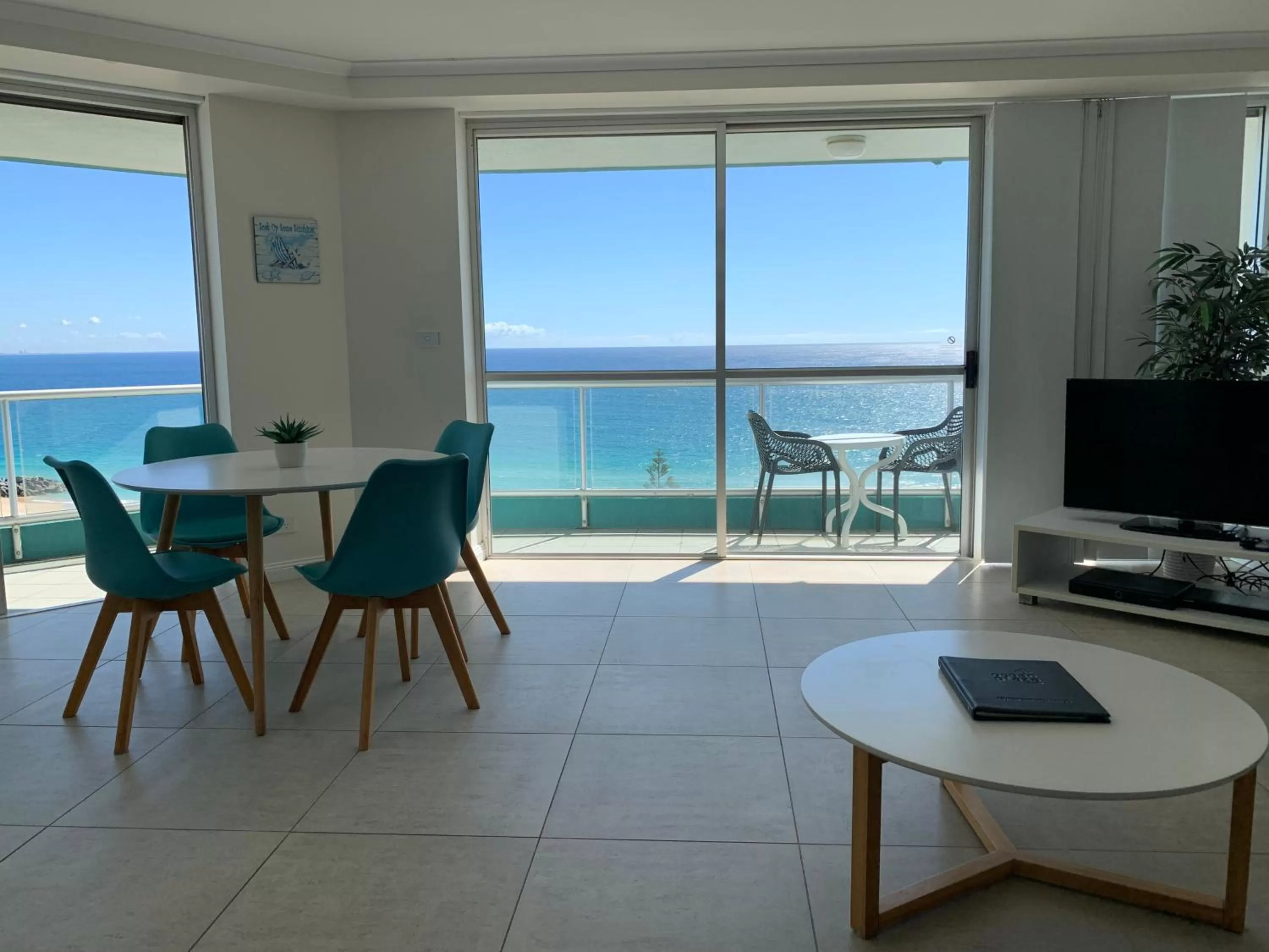 Living room in Ocean Plaza Resort