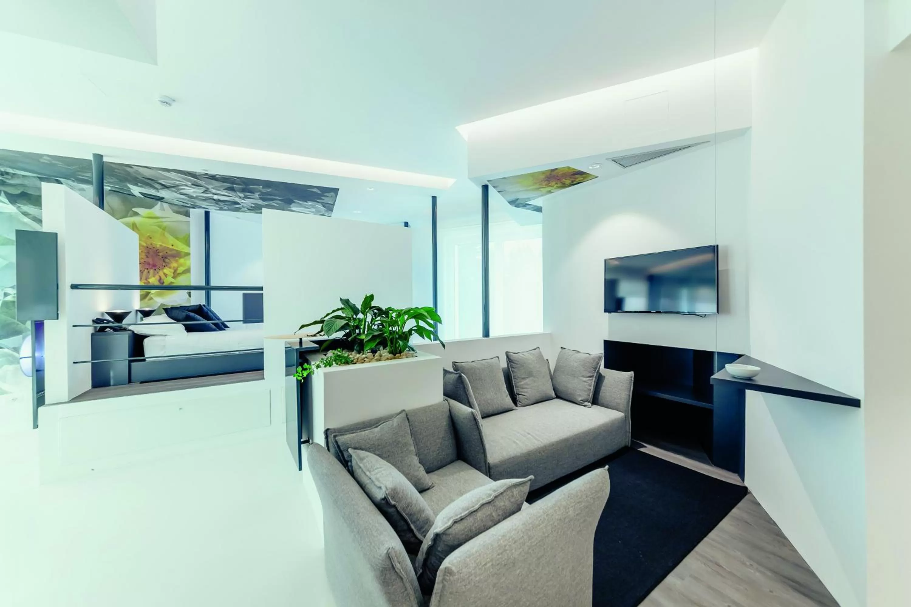 TV and multimedia in Diamante MHotel