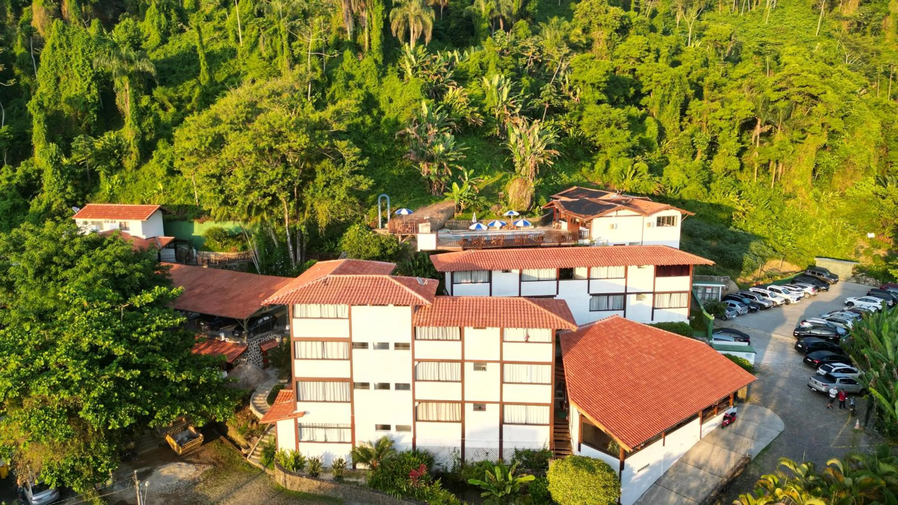 Property building in Hotel Coquille