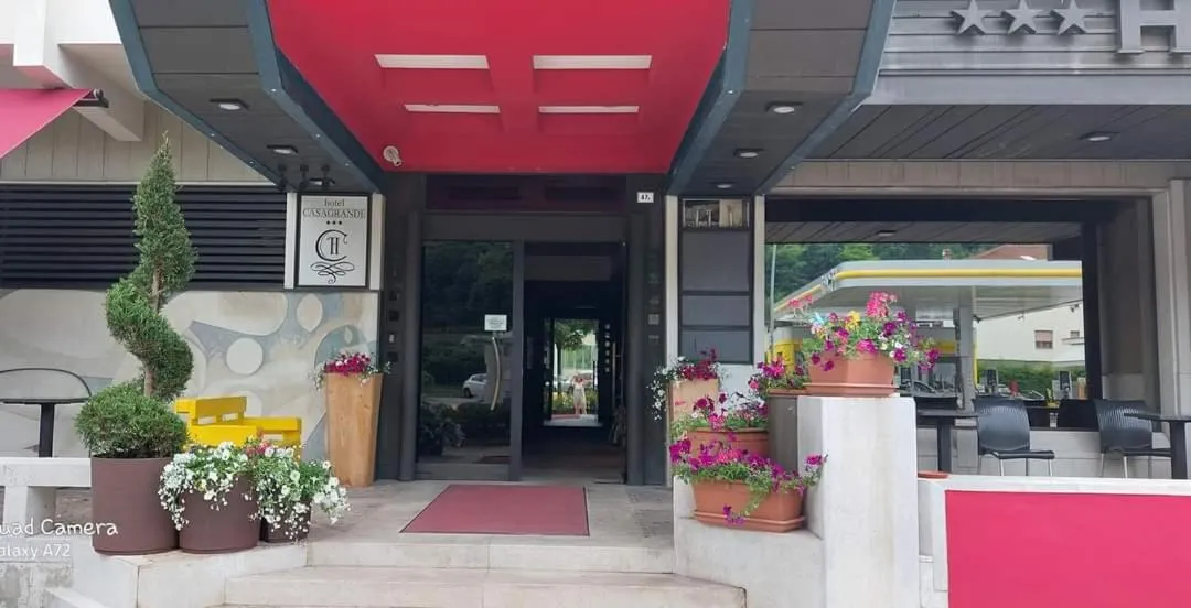 Facade/entrance in Hotel Casagrande