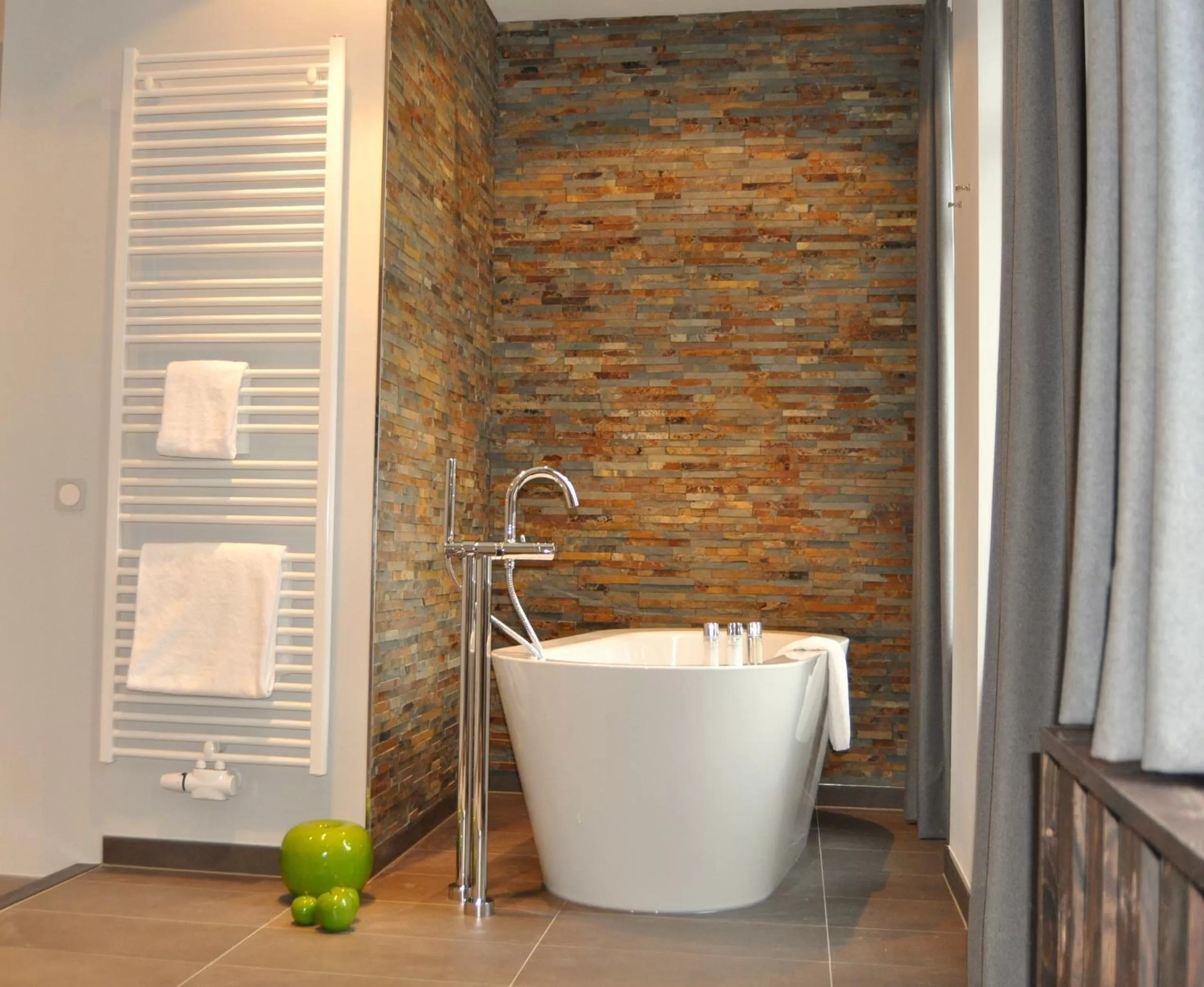 Bathroom in StrandBerg's Designhotel Viktoria