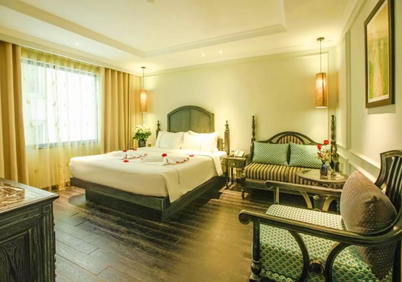 Photo of the whole room in Hanoi Emerald Waters Hotel Valley