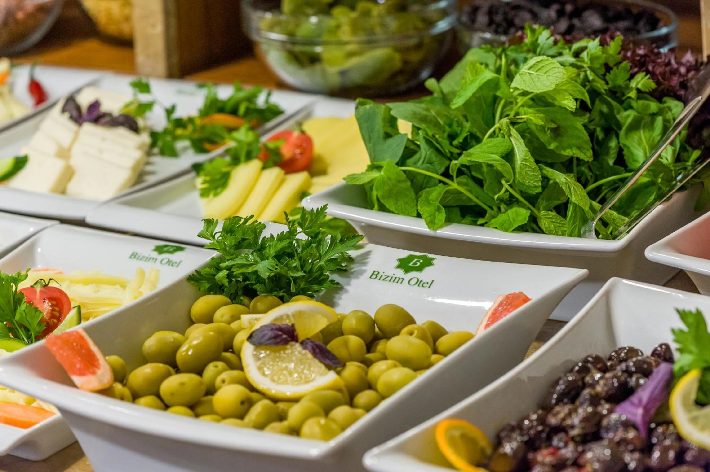 Restaurant/places to eat in Bizim Hotel