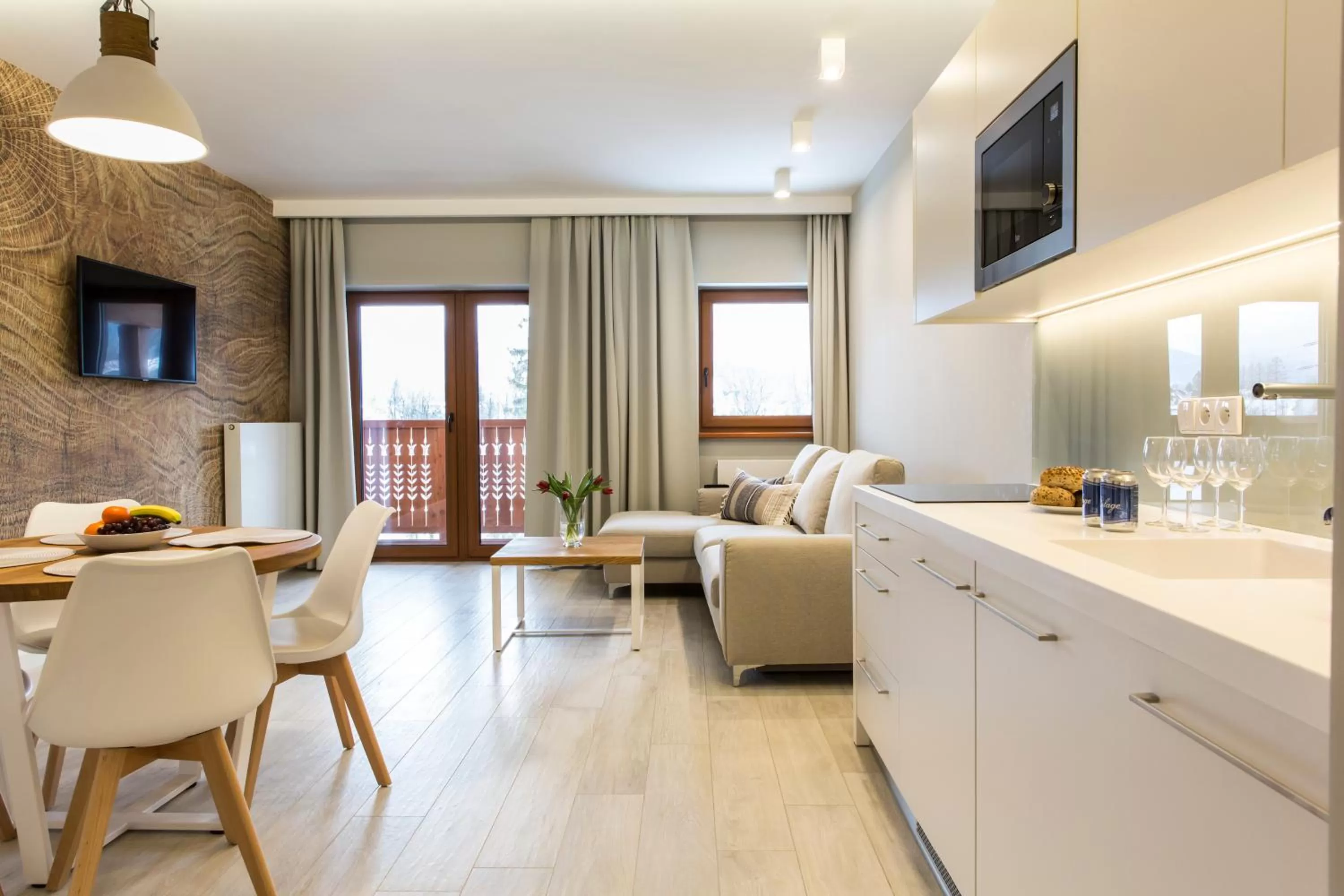 Kitchen or kitchenette in Royal Hill Residence