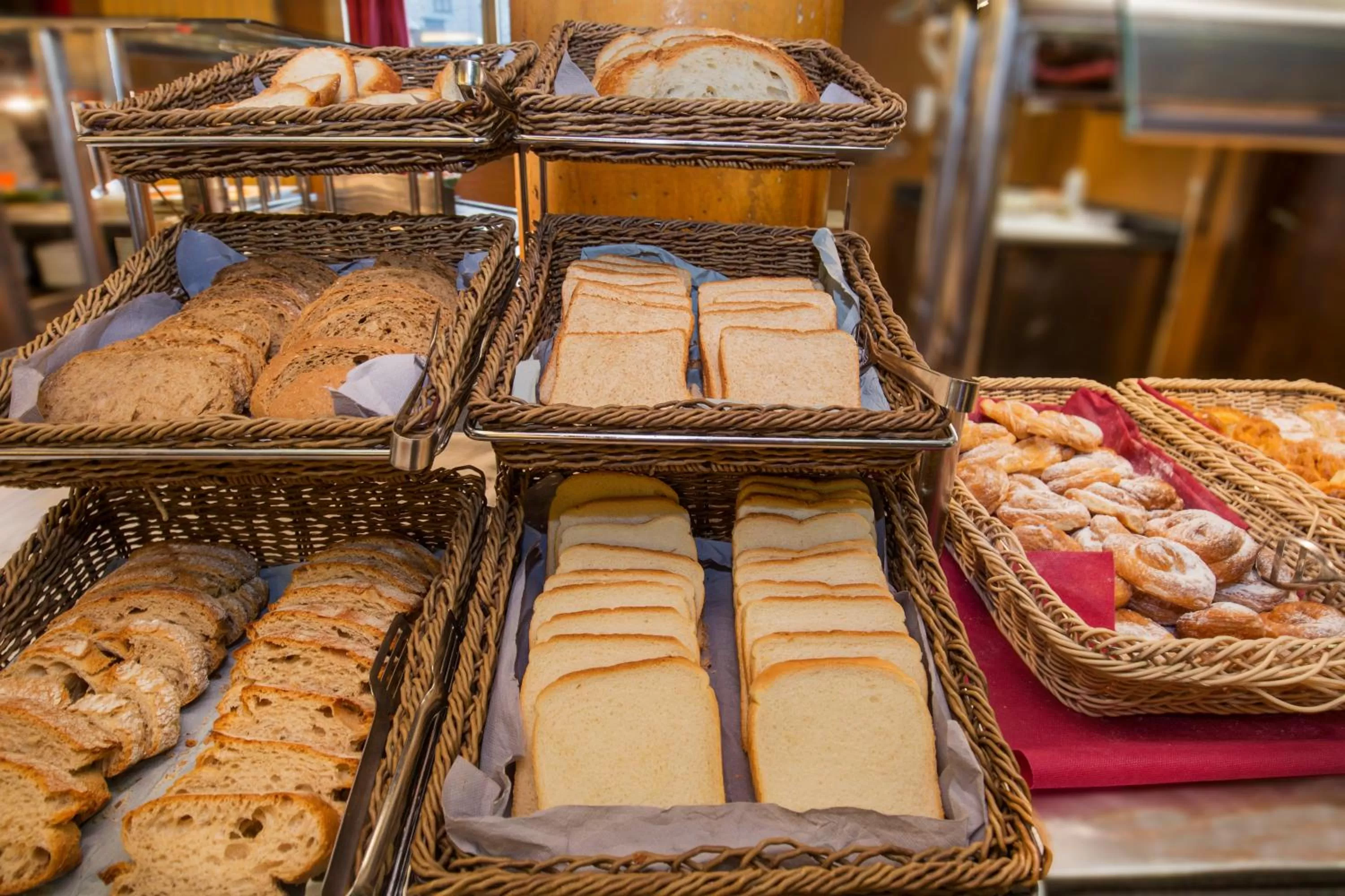 Breakfast in Hotel Màgic Ski by Nexta