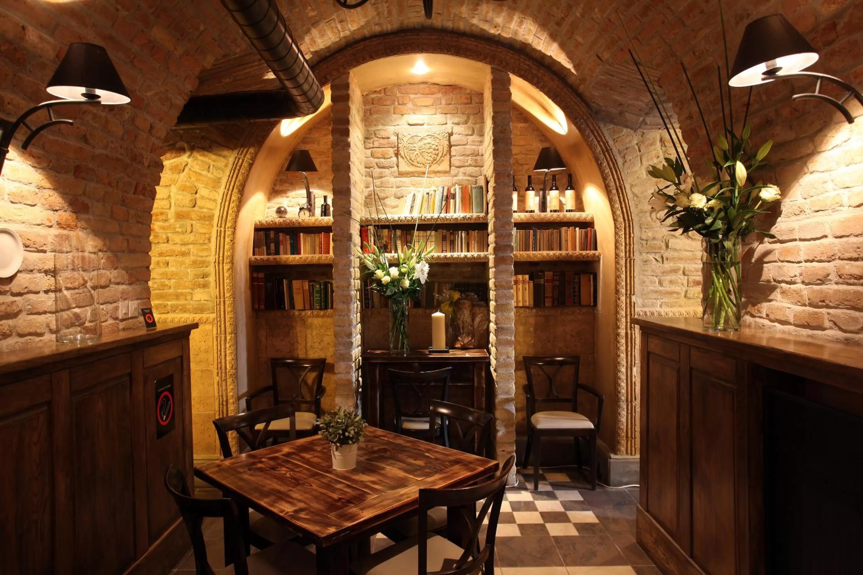 Arhiv Boutique House