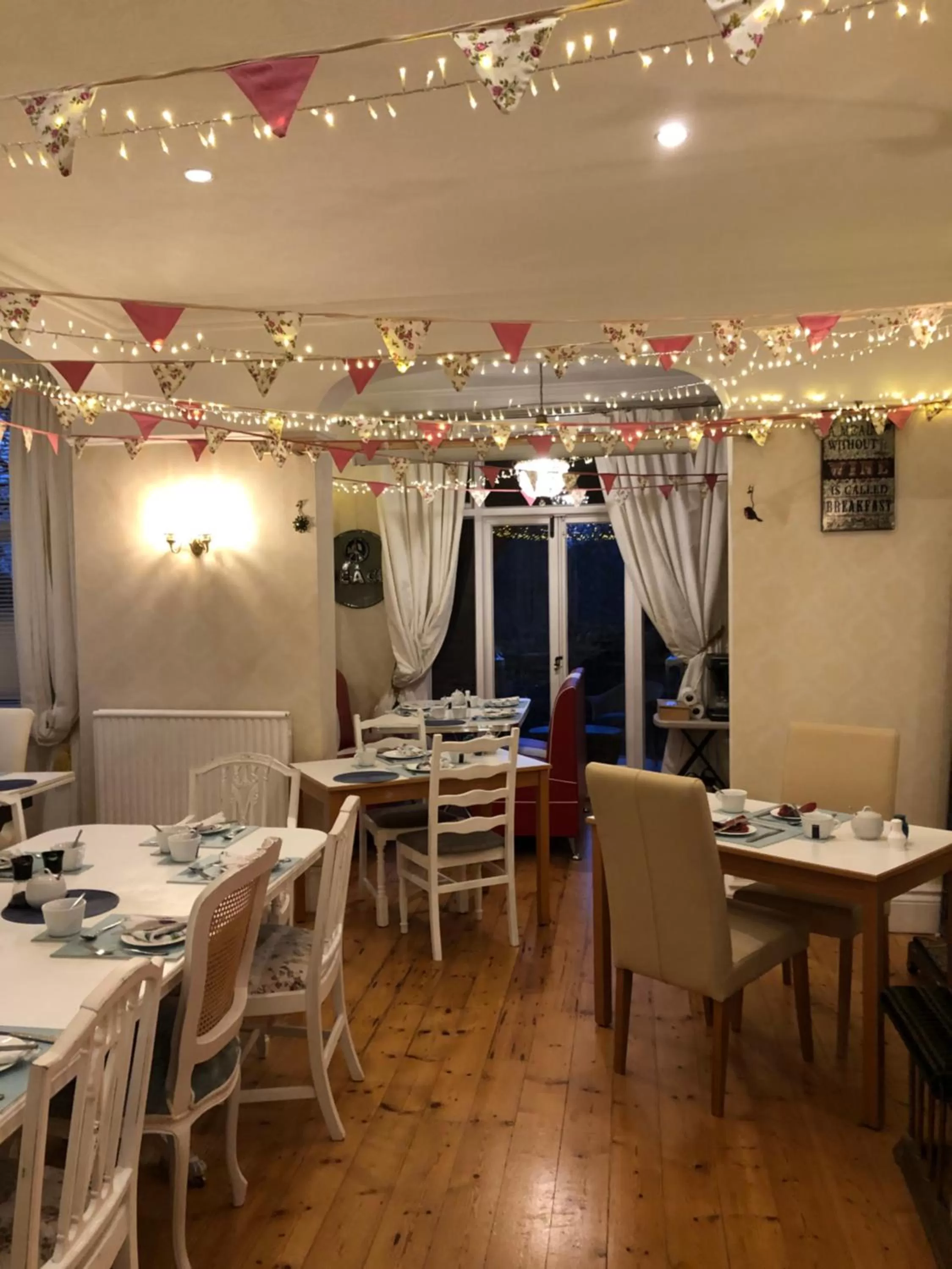 Restaurant/Places to Eat in Copper Beech House