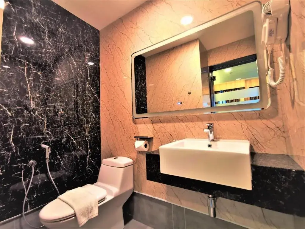 Triple Room(with BathTub) in Prestigo Hotel - Johor Bharu Triple Room(with BathTub) in Prestigo Hotel - Johor Bharu