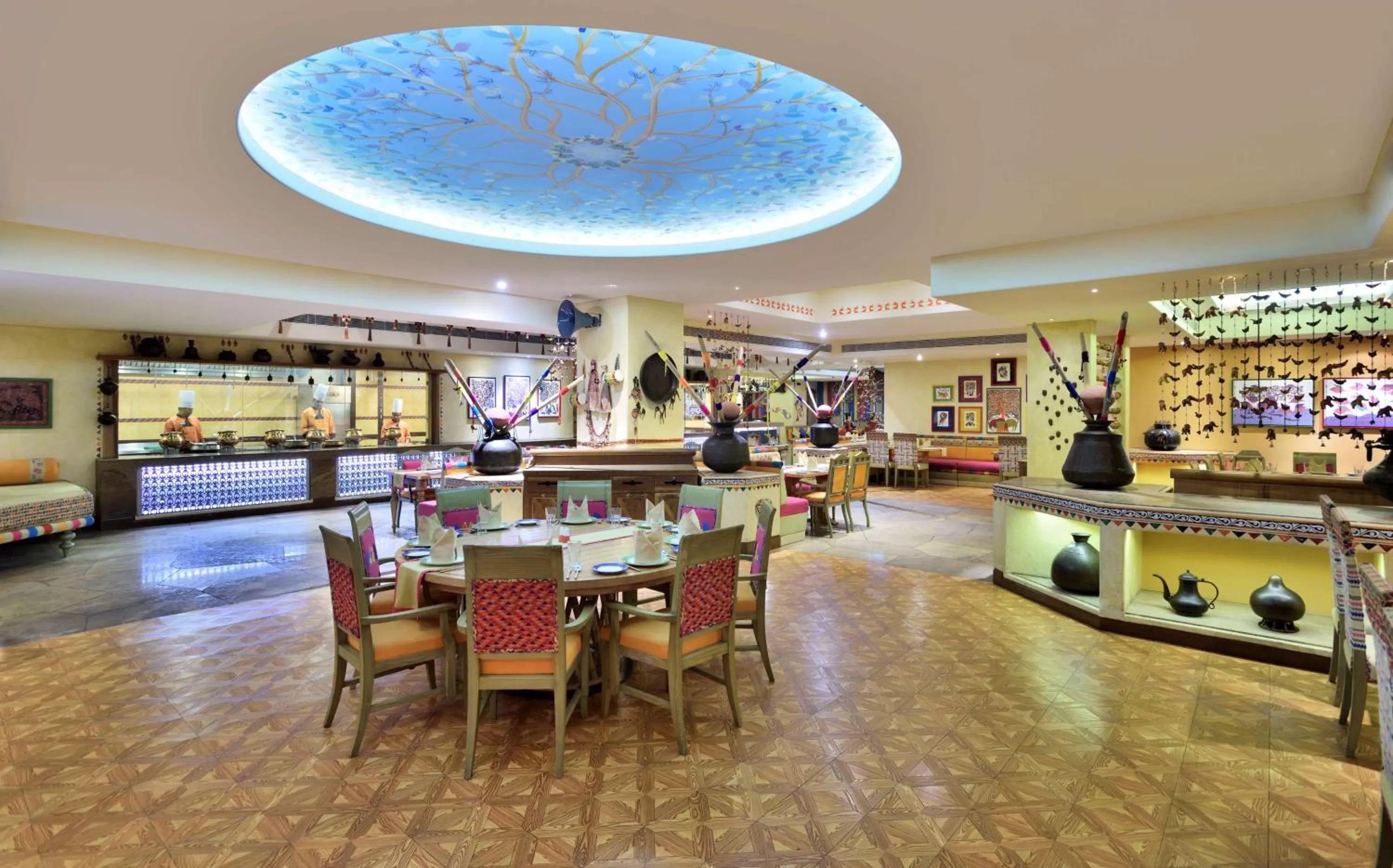 Restaurant/places to eat in Radisson Blu Hotel, Indore