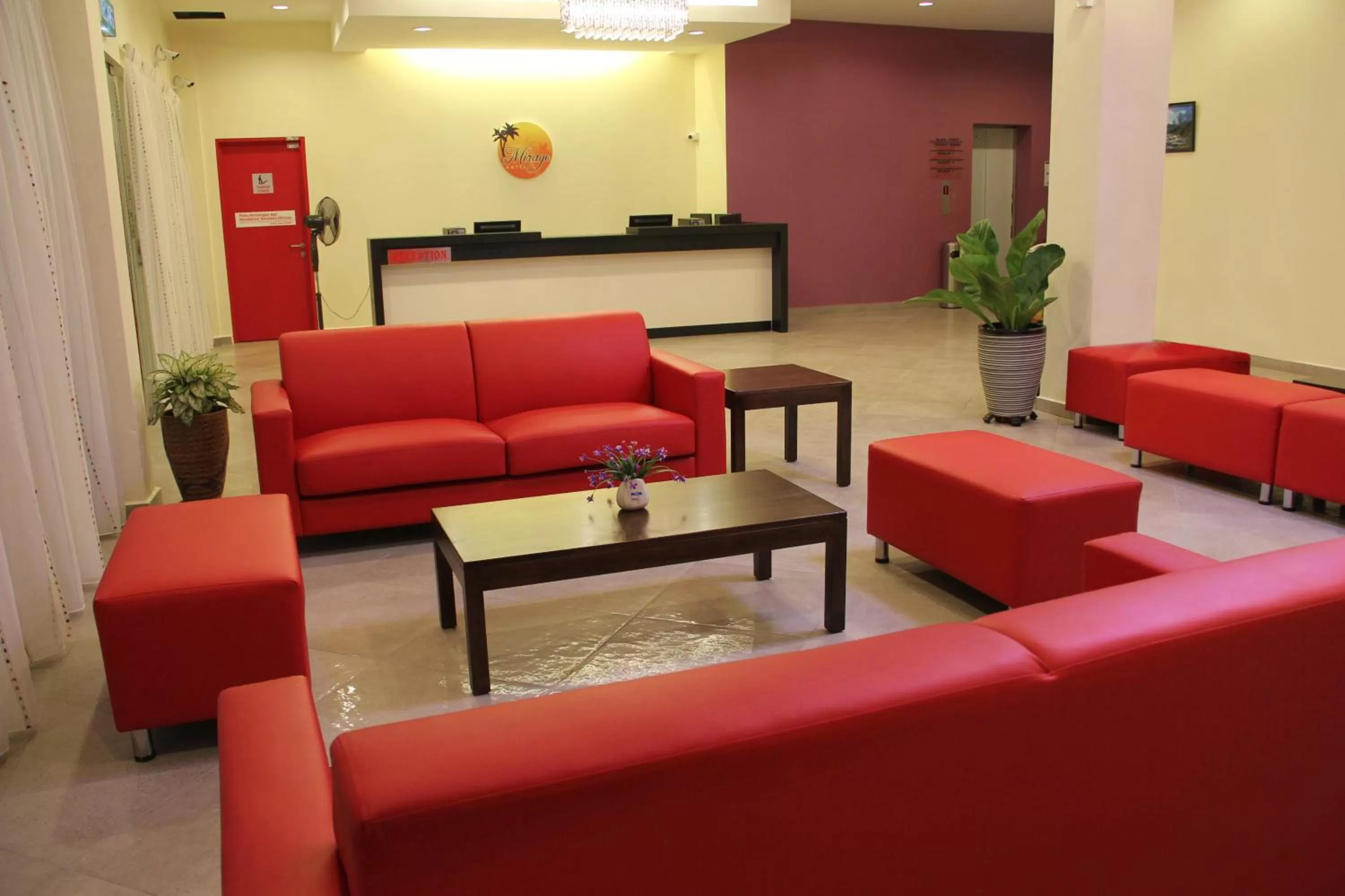 Night in Hotel Mirage PD