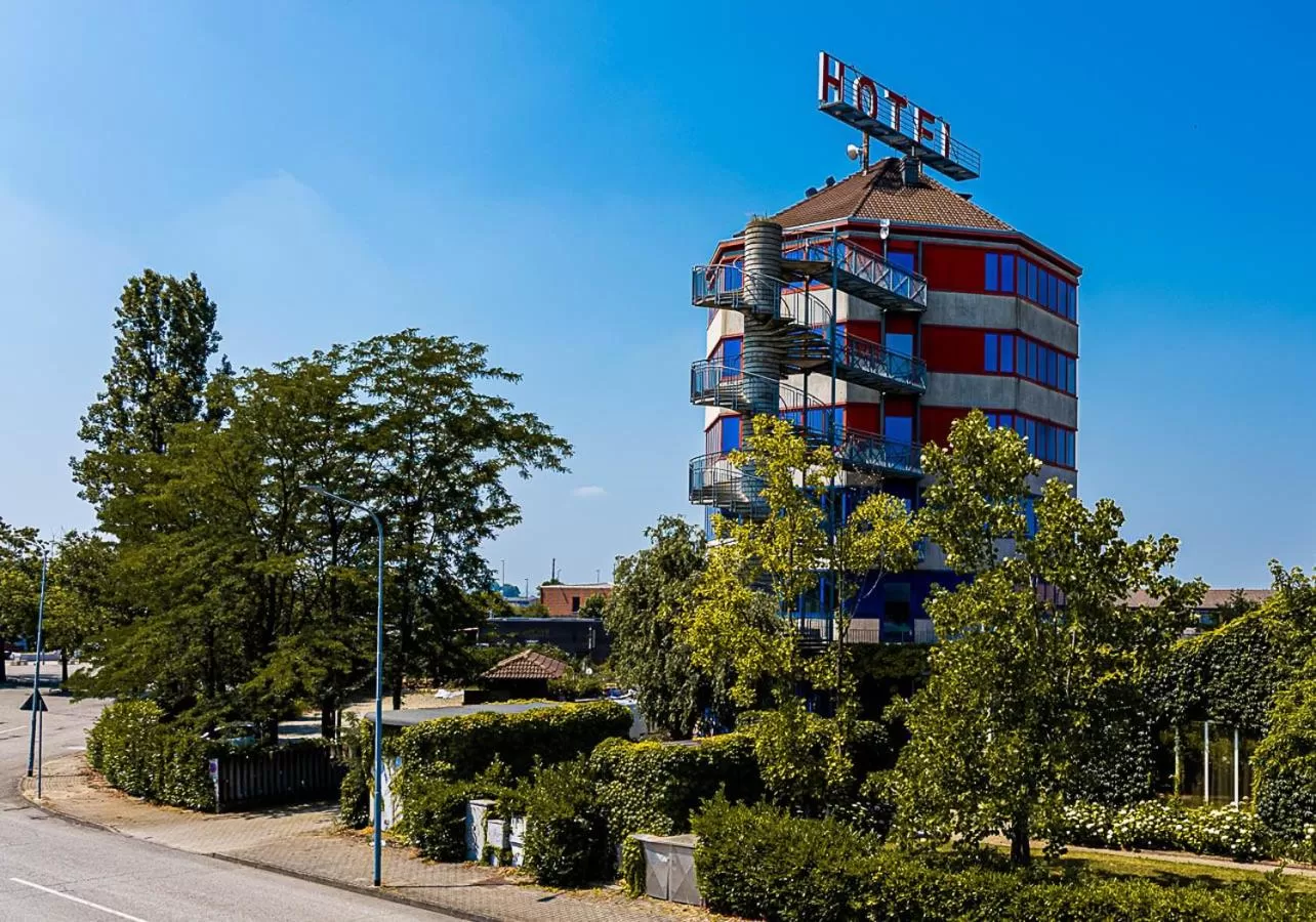 Property building in Business Hotel