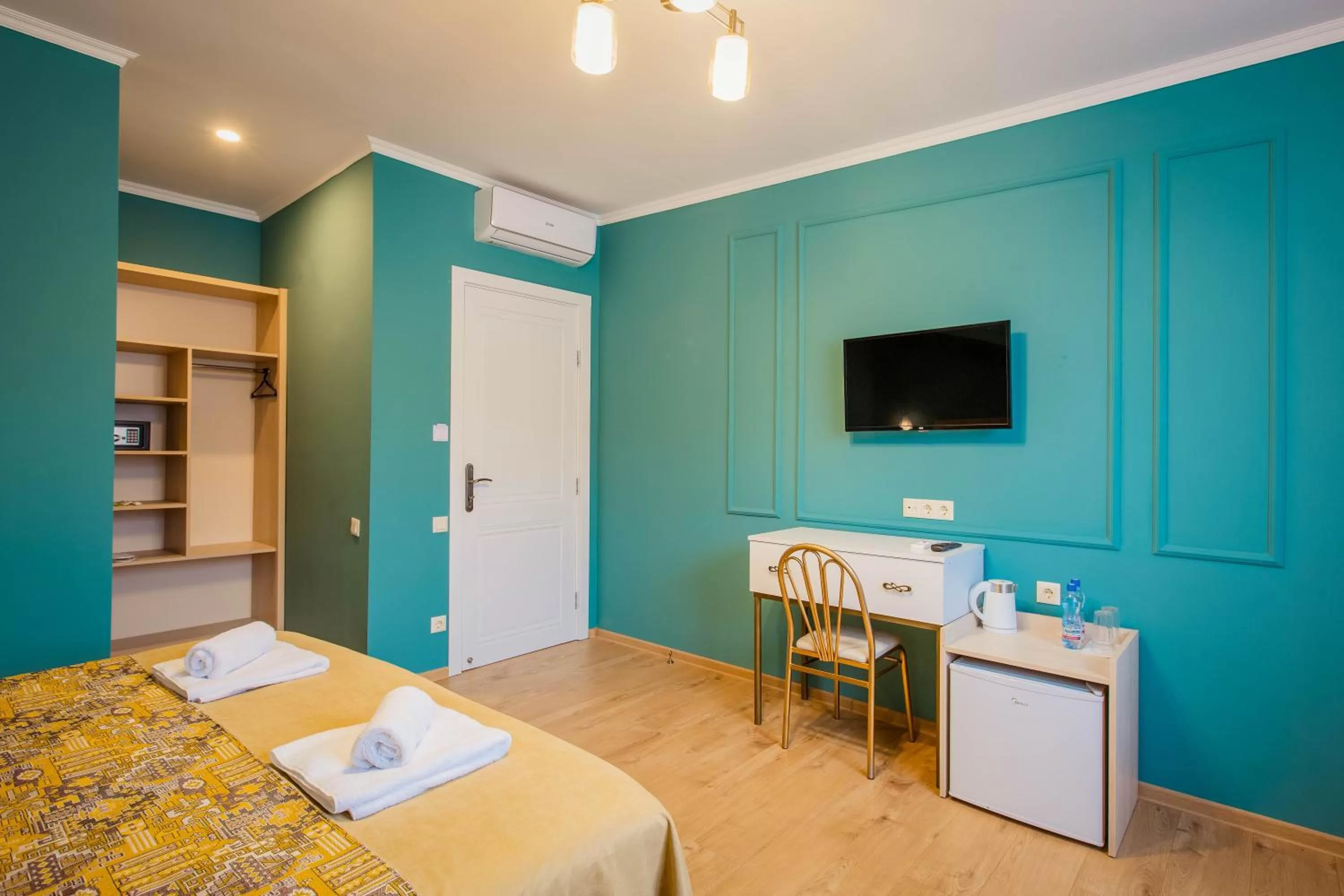 TV and multimedia, TV/Entertainment Center in Galaktioni 22