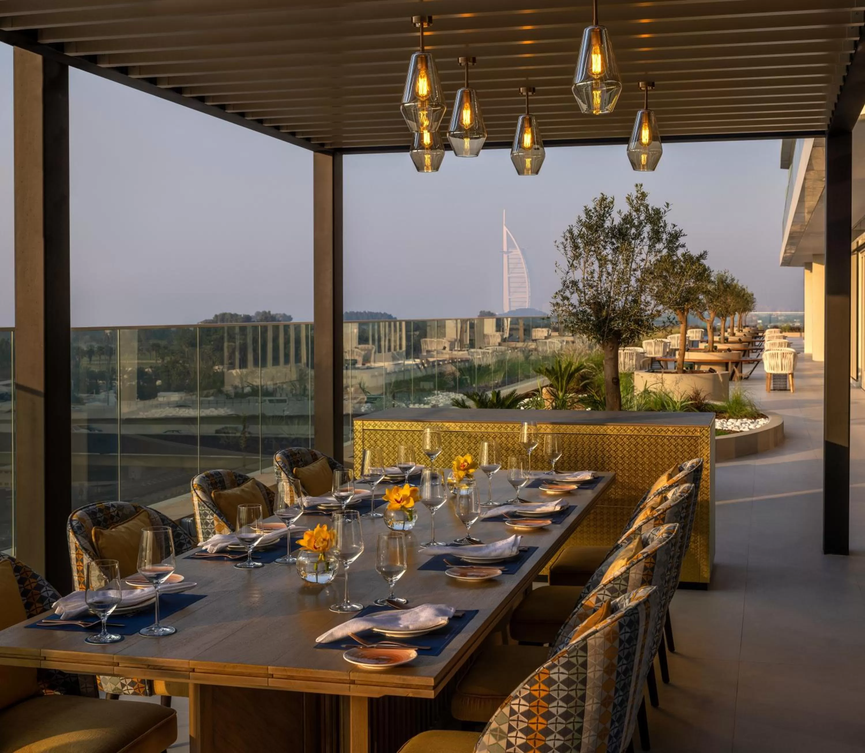 Restaurant/places to eat in Avani Plus Palm View Dubai Hotel & Suites