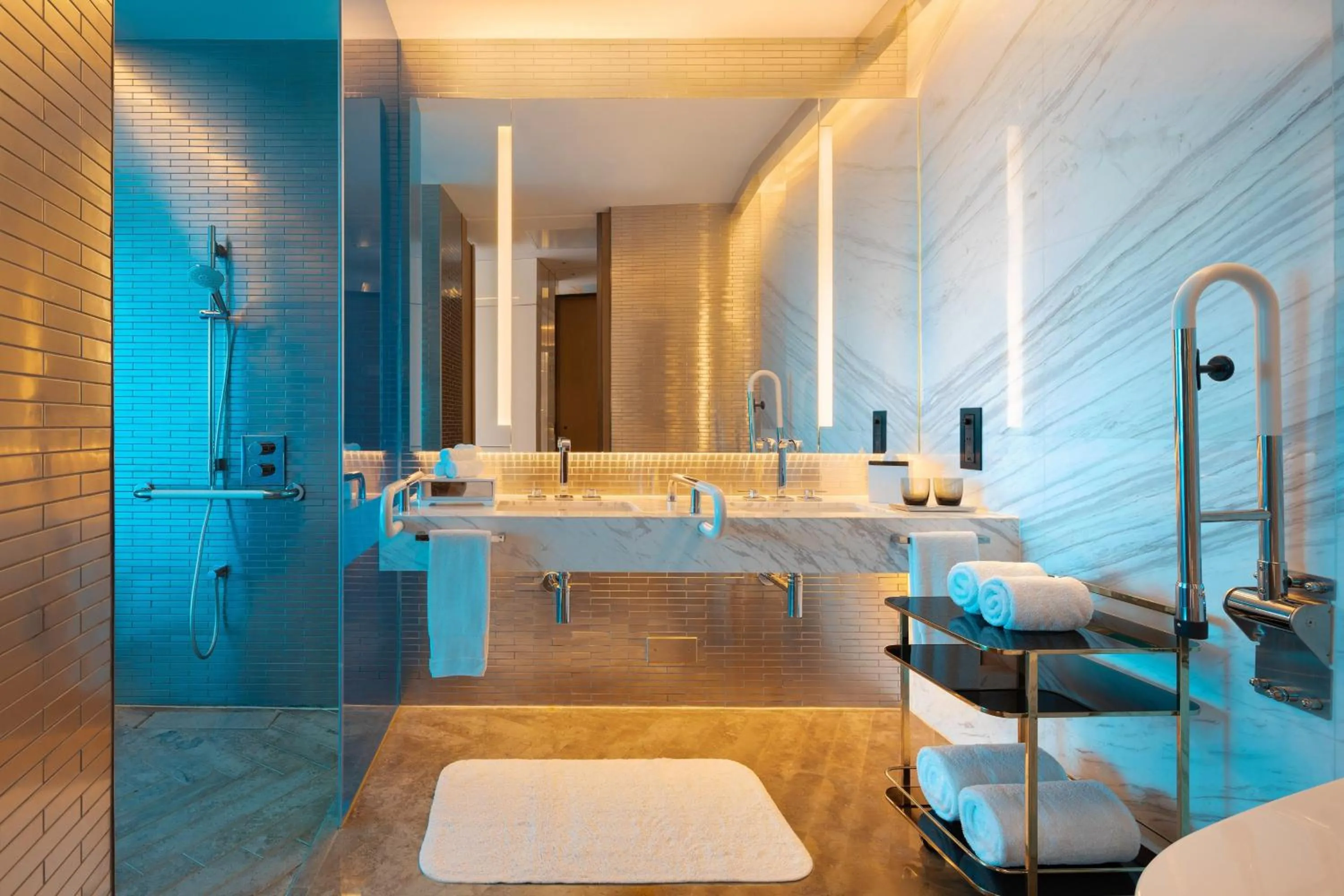 Bathroom in W Shanghai - The Bund