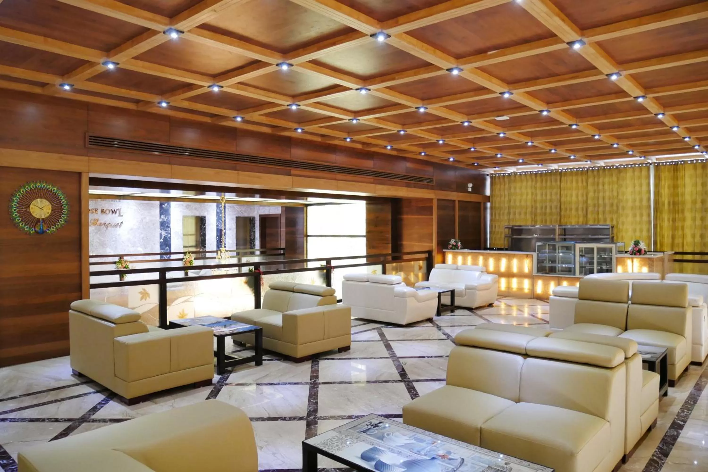 Restaurant/places to eat in Hotel Hills