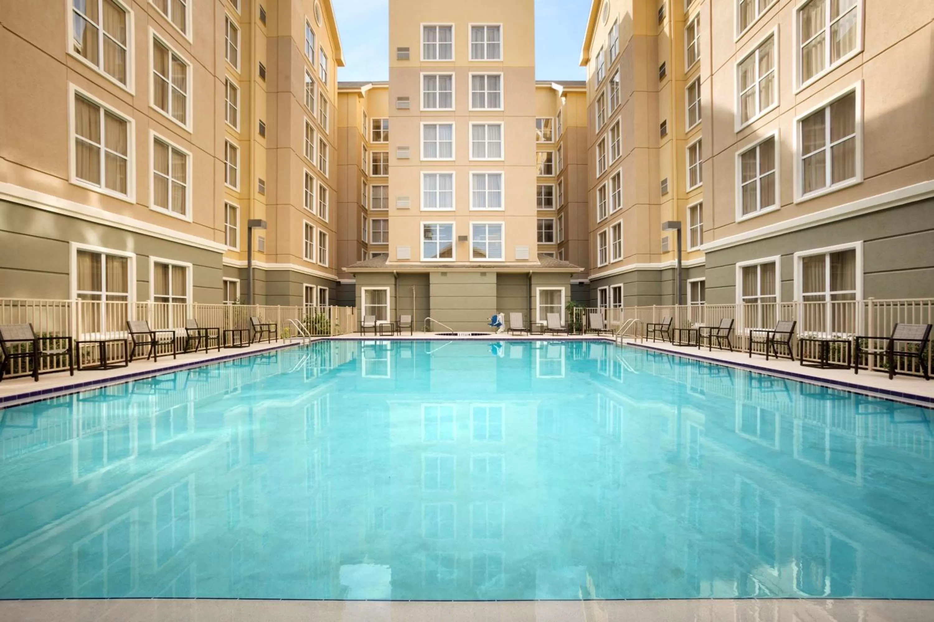 Pool view in Homewood Suites by Hilton Orlando-International Drive Convention Center